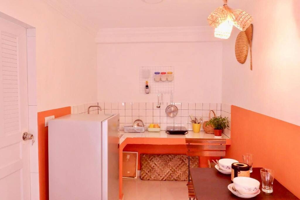 Tiny yet Beautiful apartment in the heart of Phnom Penh, Near central market view 2