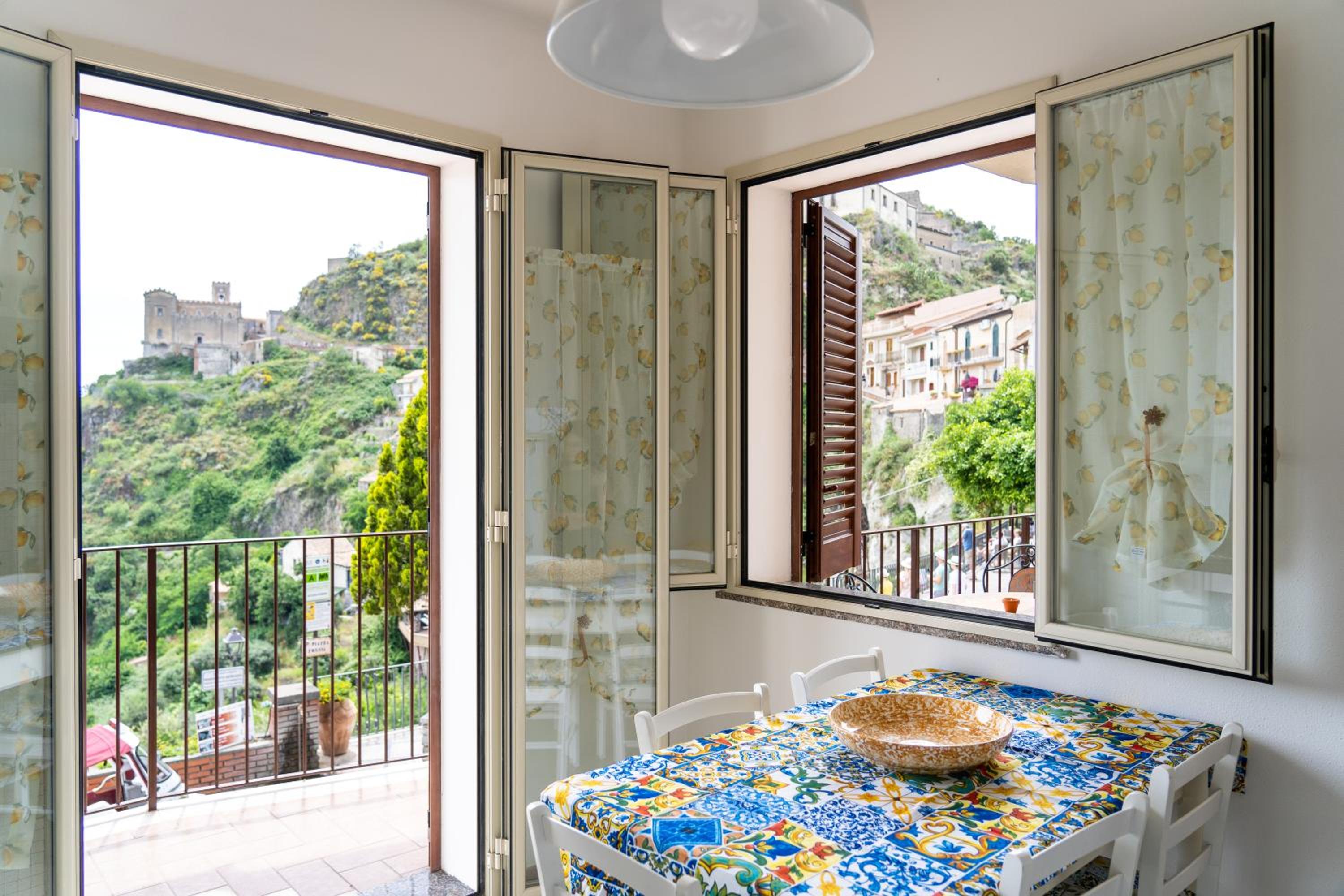 Mirador Savoca, photo 2