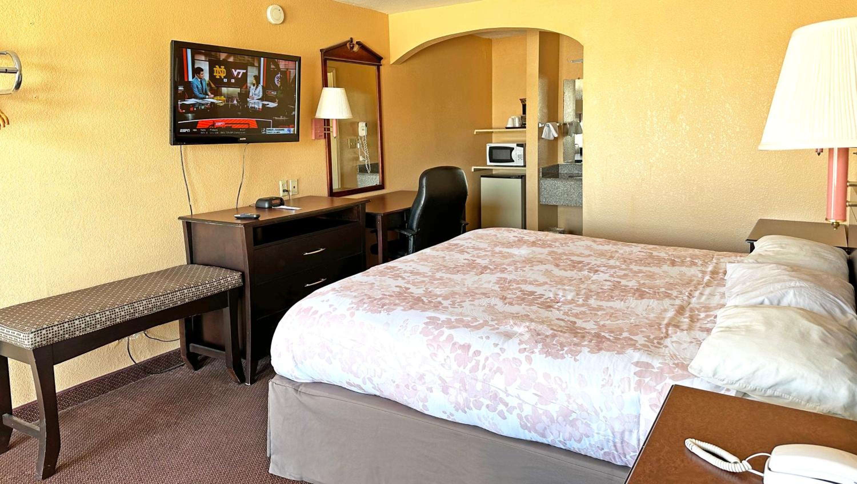 Apollo Lodge and RV Park