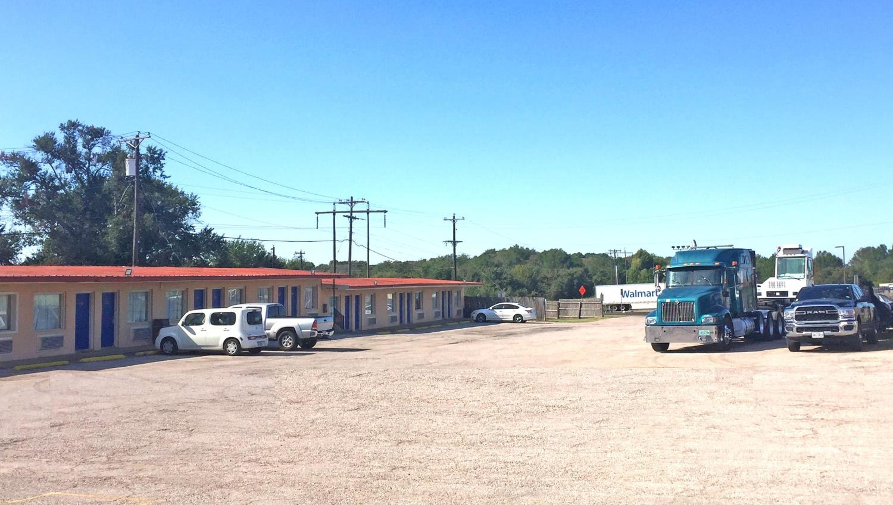 Apollo Lodge and RV Park