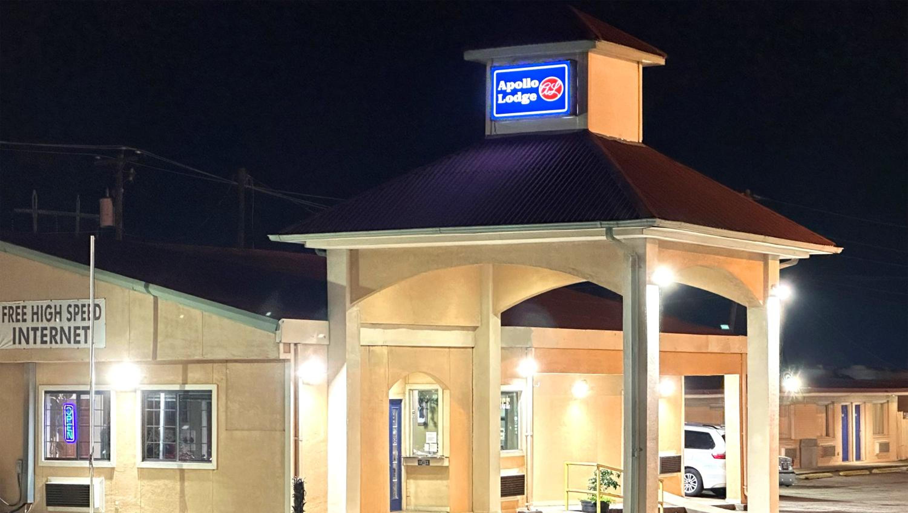 Apollo Lodge and RV Park