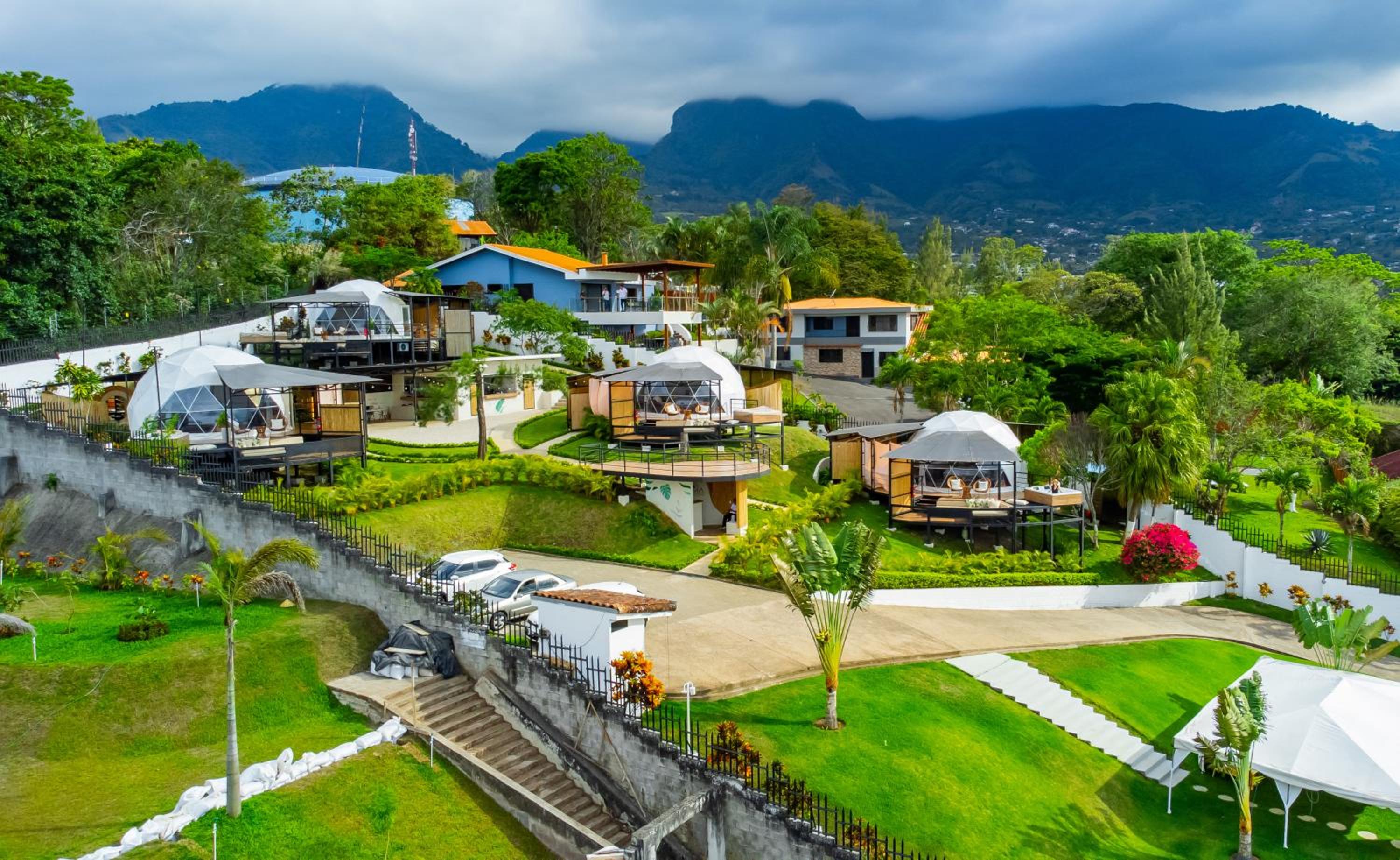 Hotel Alma Glamping - Image 1