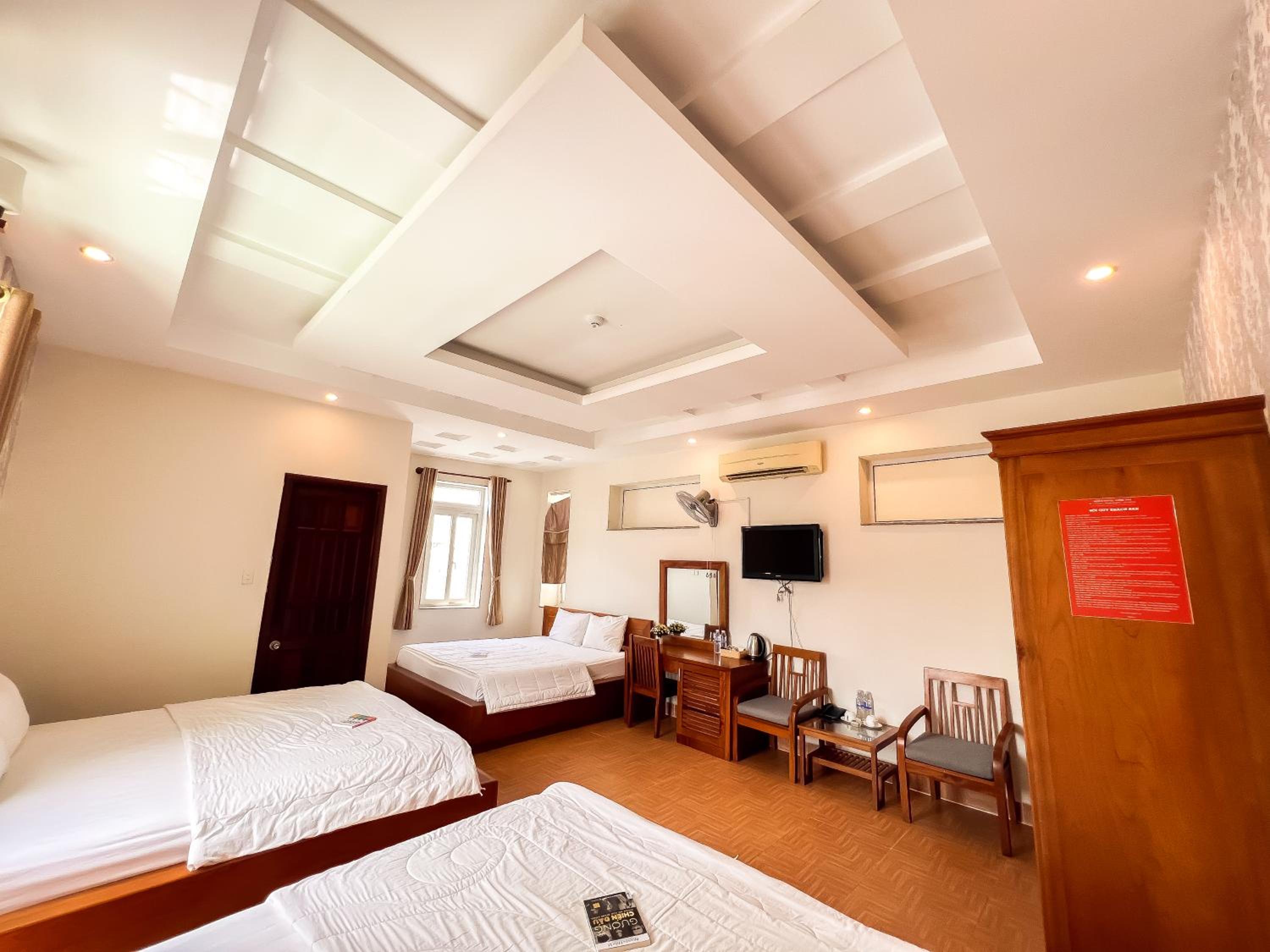 Seika Hotel by The Moment