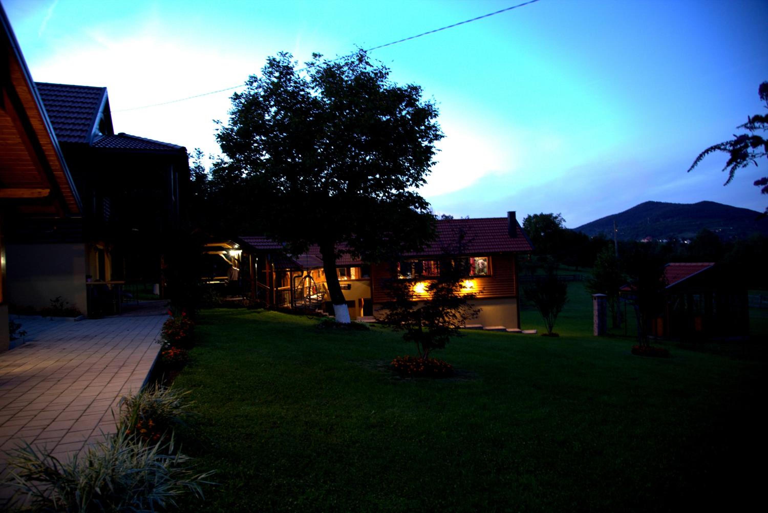 Brezova Poljana Lodge