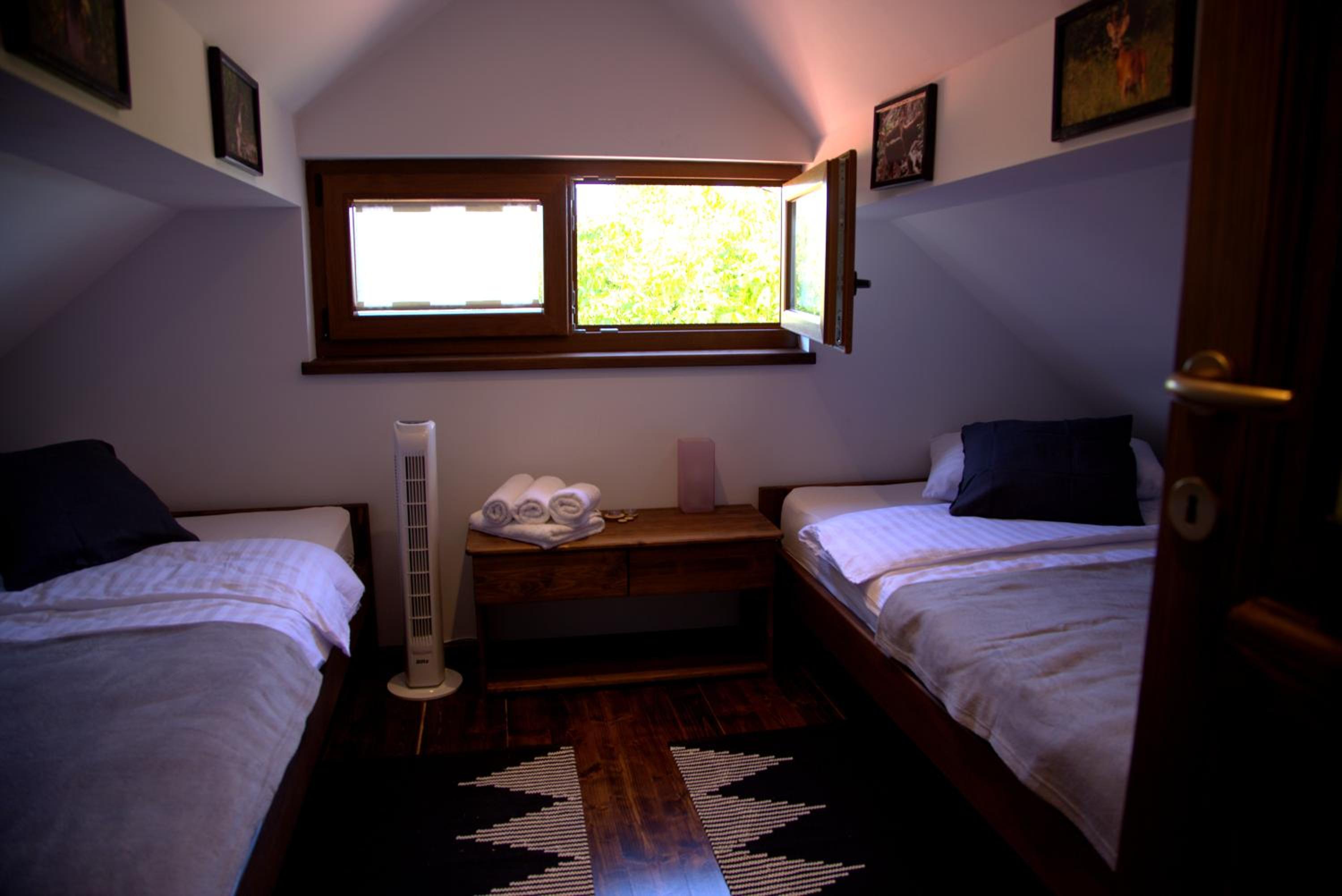 Brezova Poljana Lodge