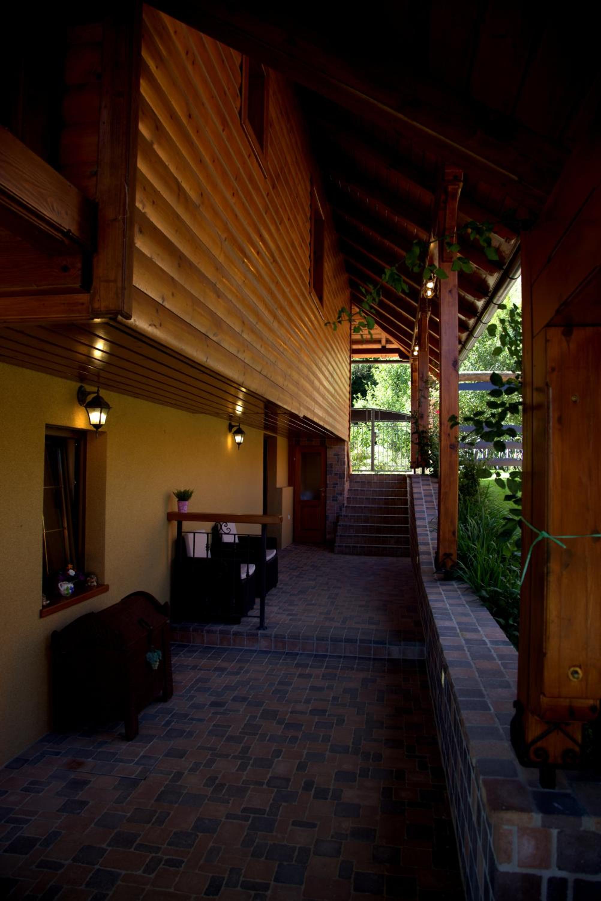 Brezova Poljana Lodge