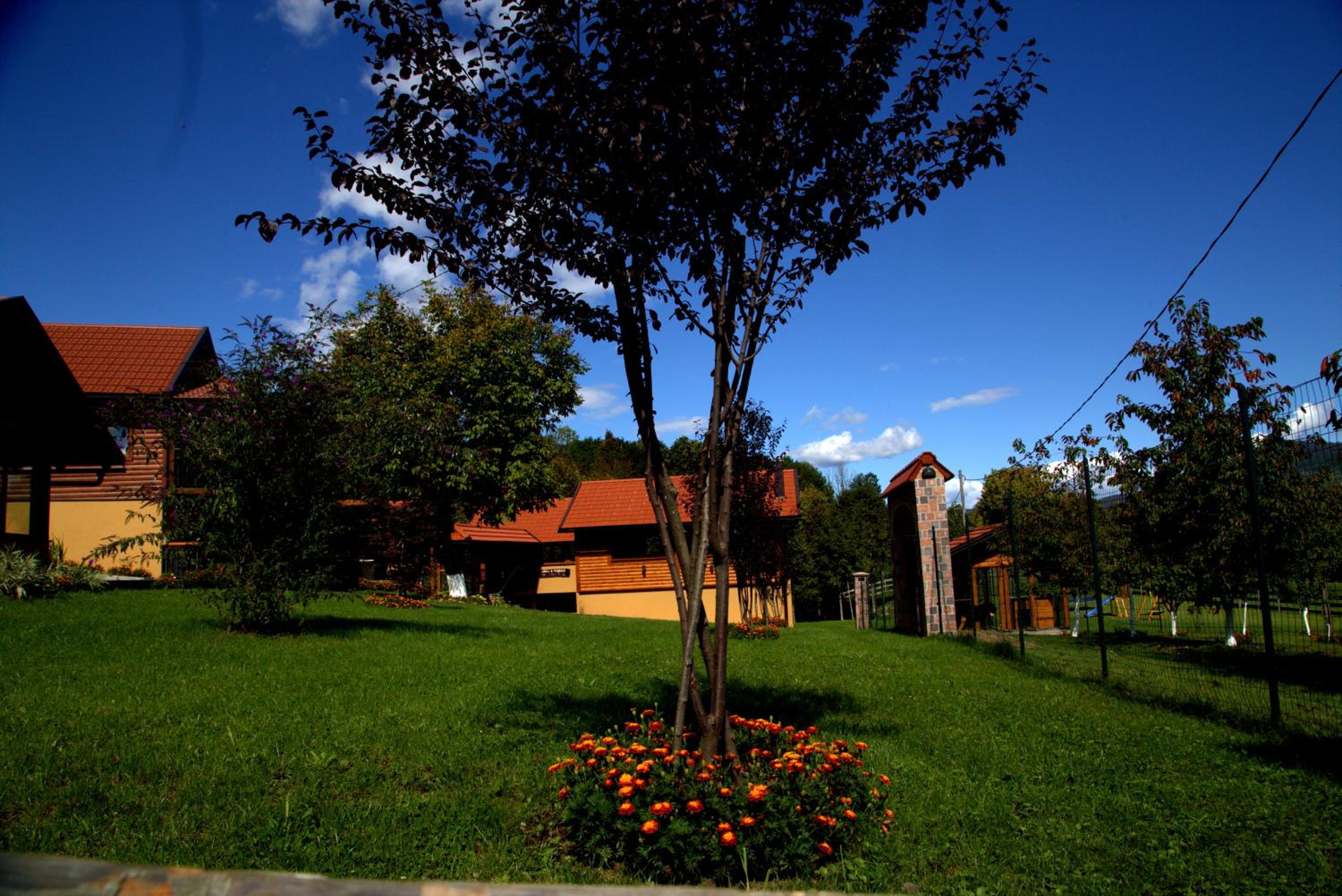 Brezova Poljana Lodge