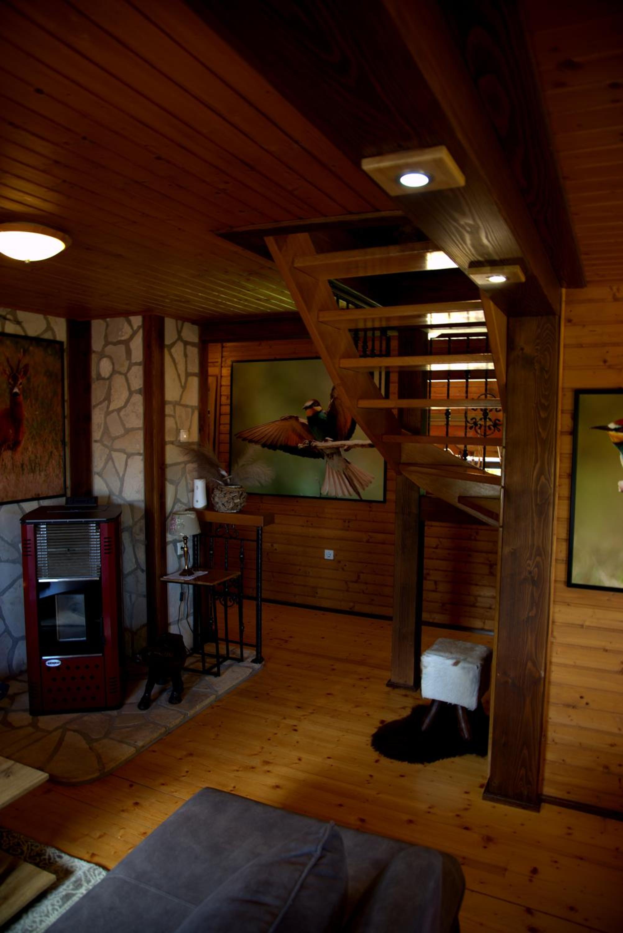 Brezova Poljana Lodge