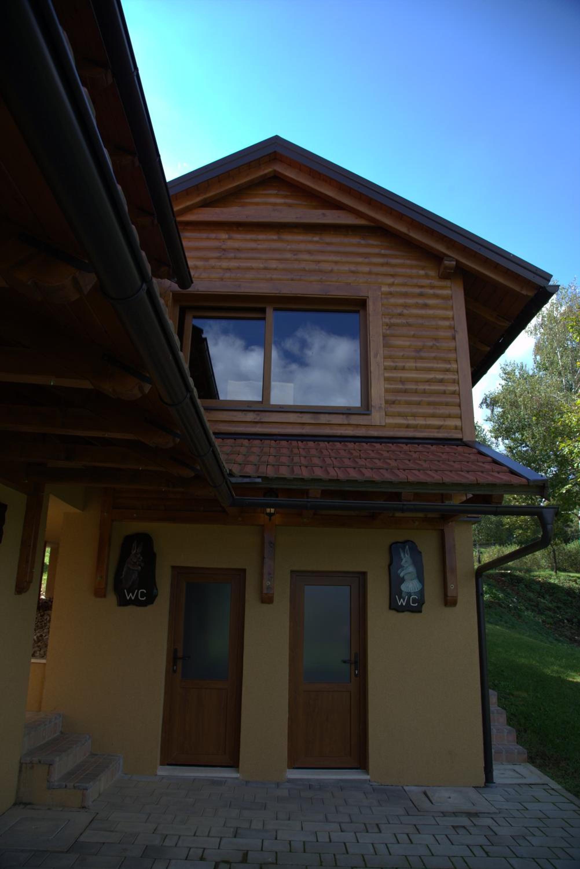 Brezova Poljana Lodge