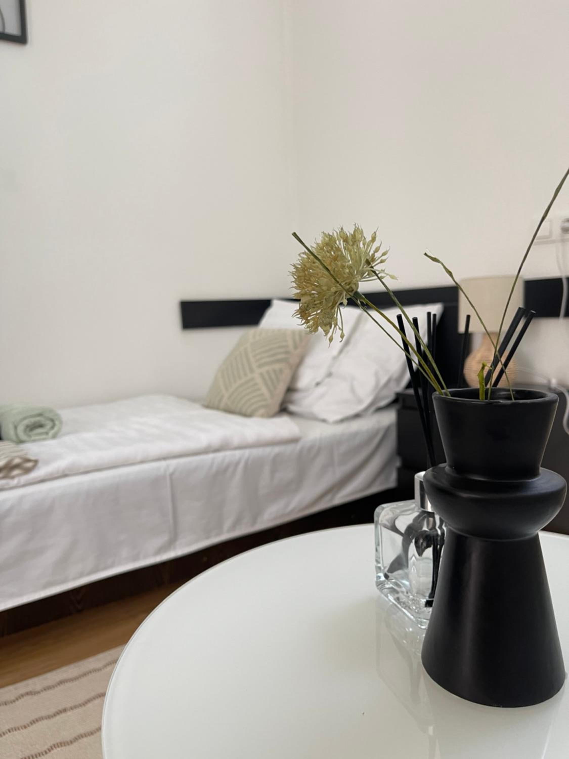 Naluri Apartman