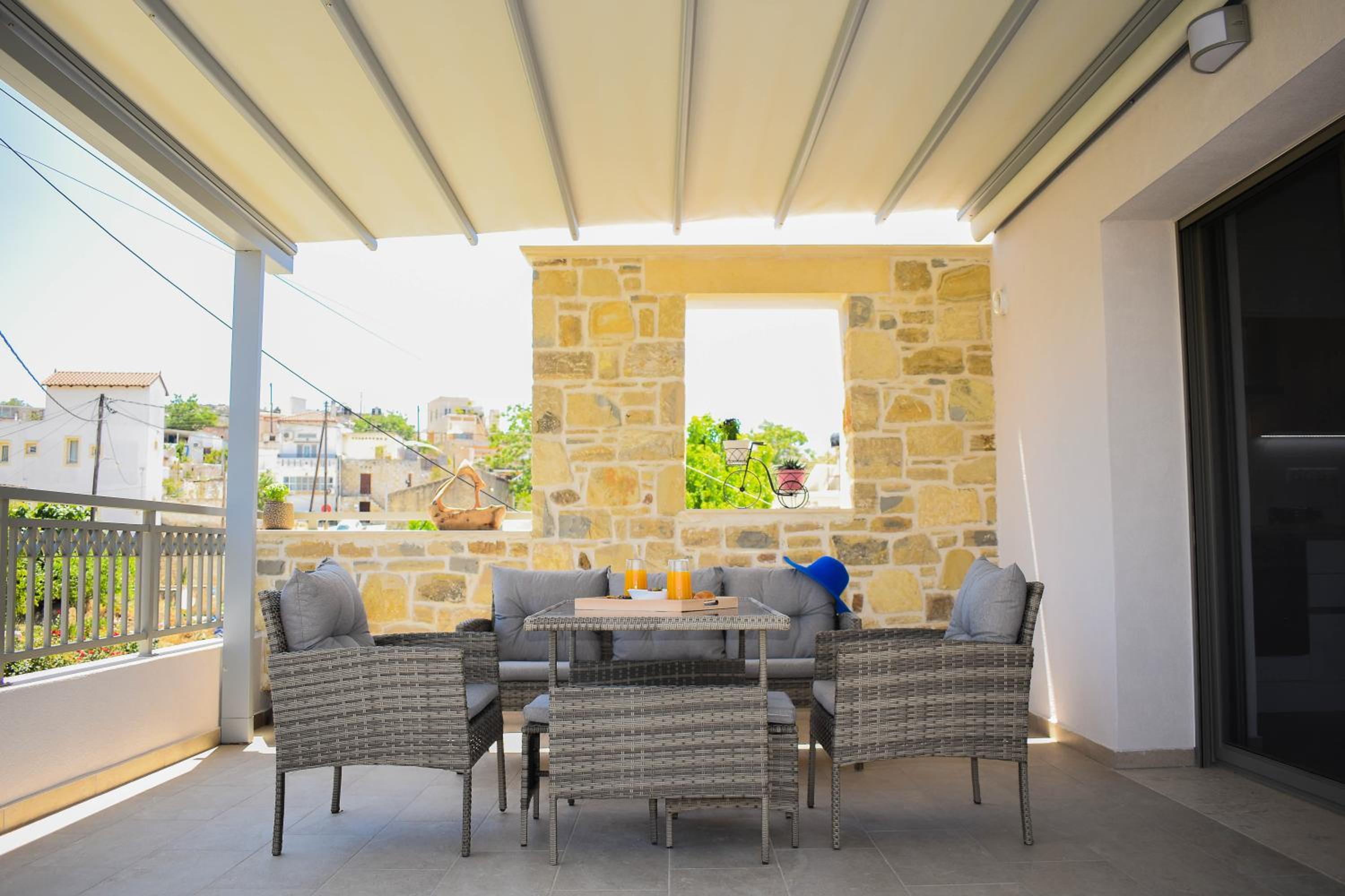 Elixrysos Apartment 2 view 4