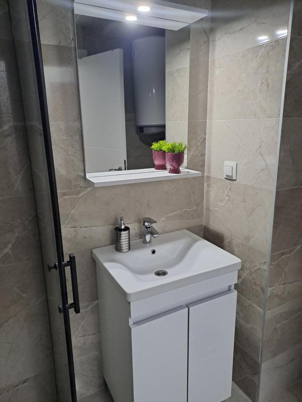 Skopje Centar Margarita Luxury Aprtment(Private Parking) view 4