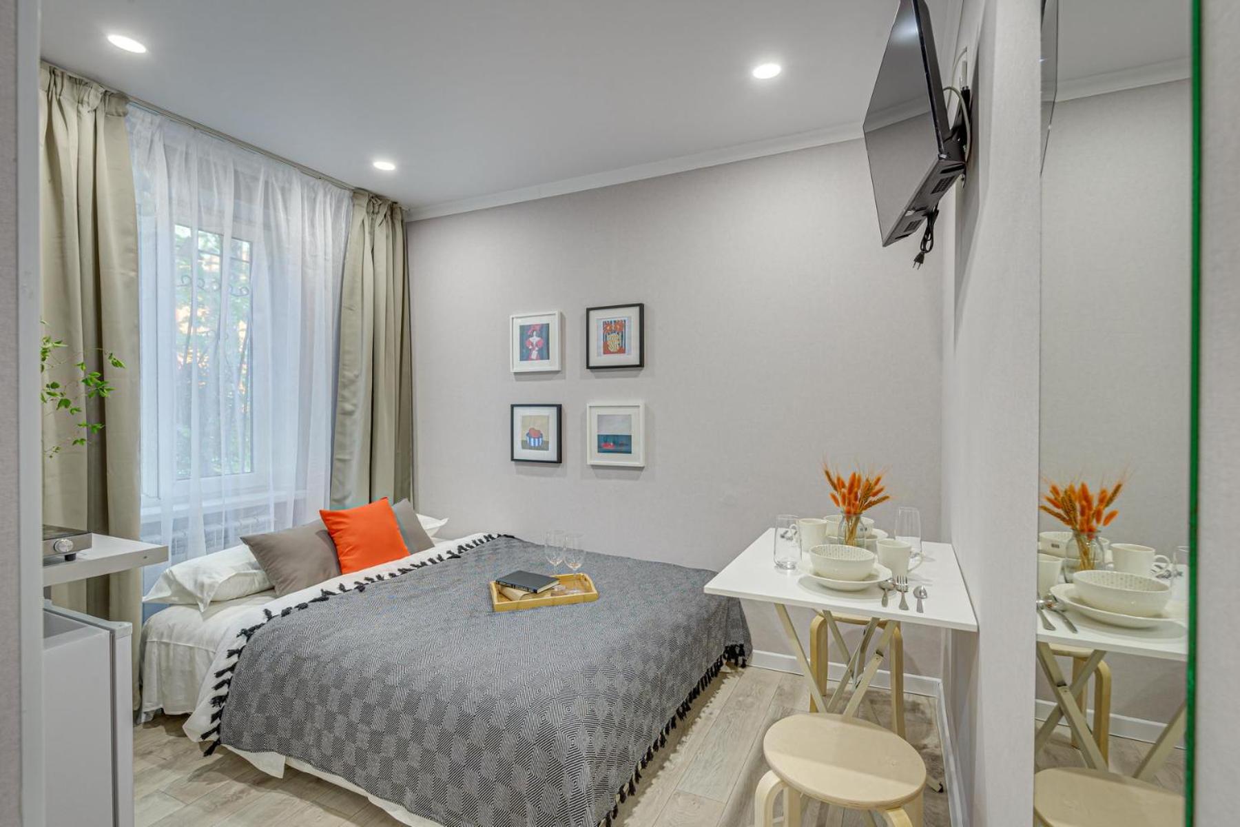 Astoria Apartments