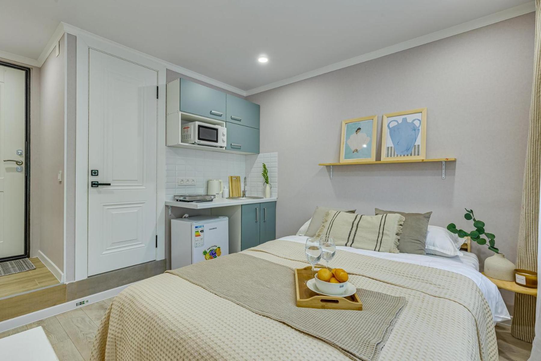 Astoria Apartments