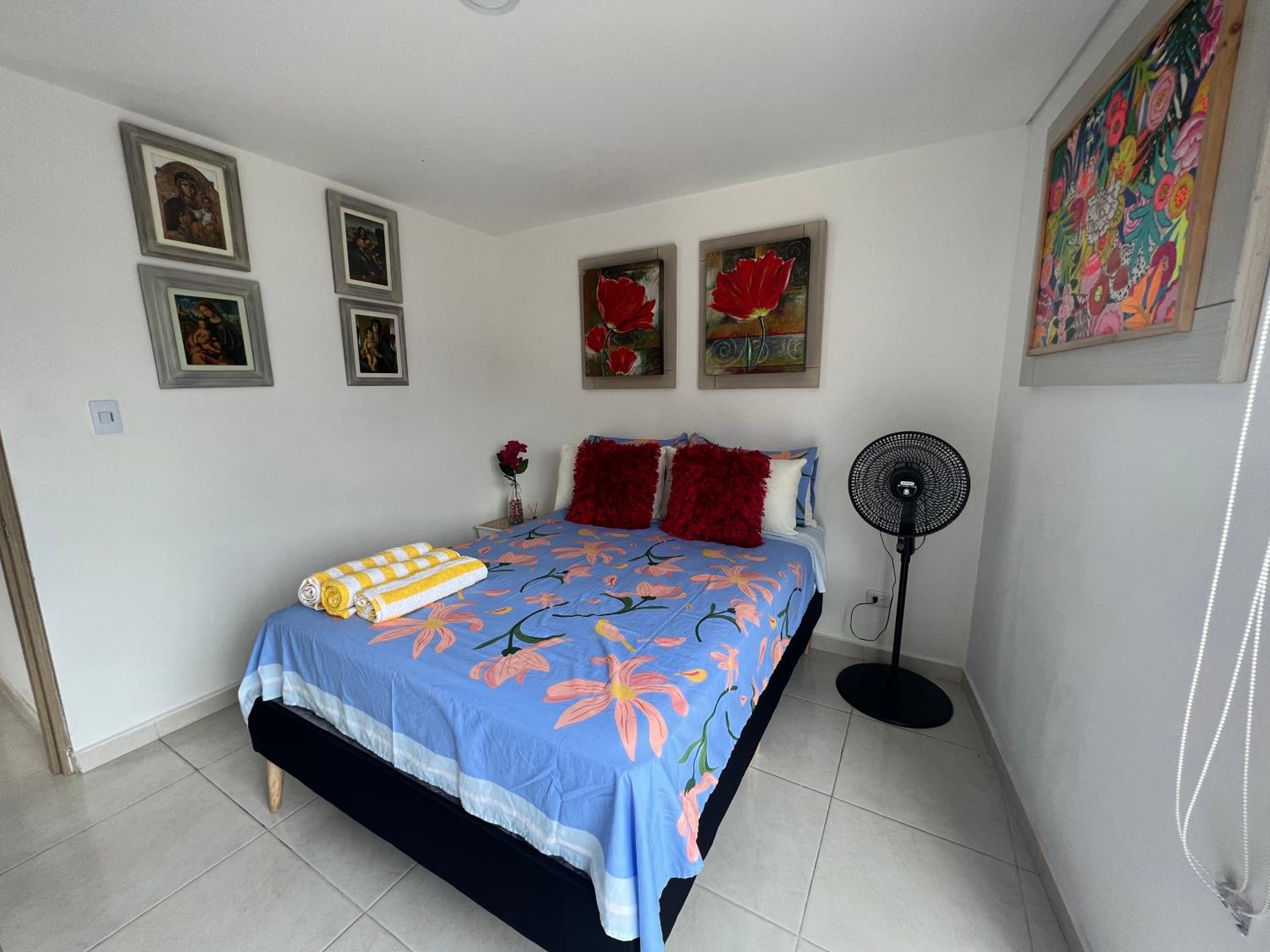 407 BONITO APARTAESTUDIO en CAMPUS 67