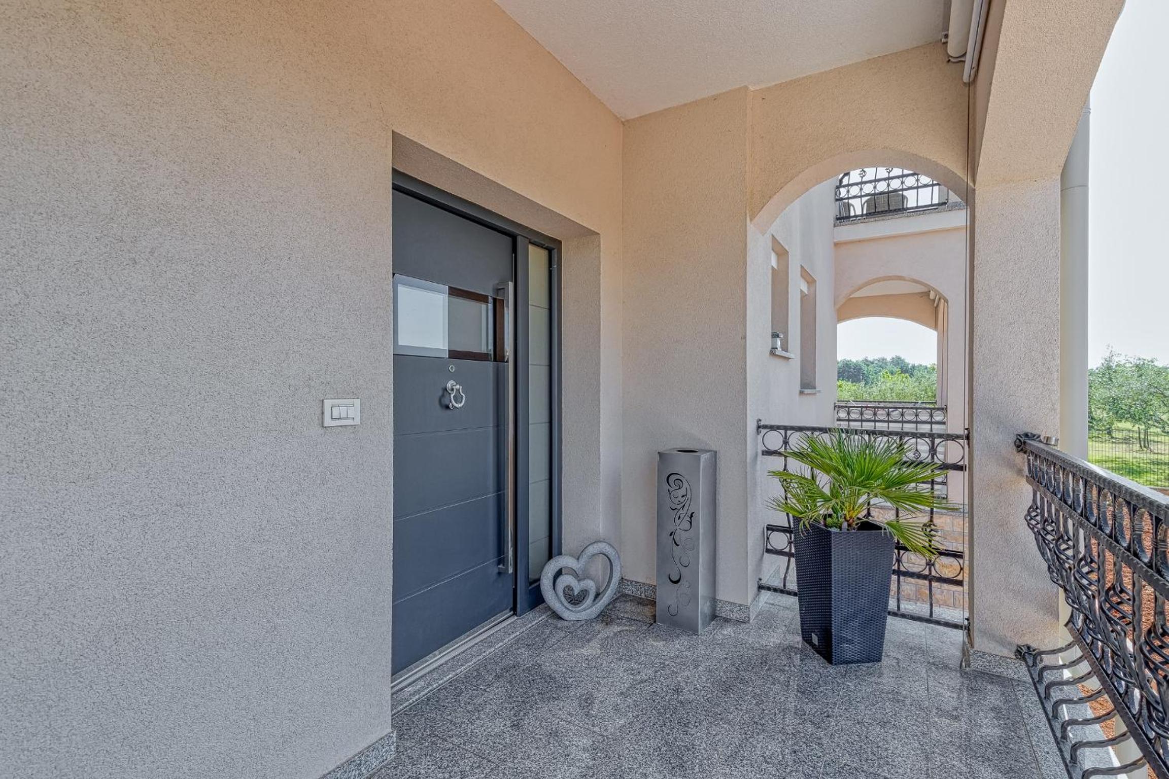Apartments Covic view 5