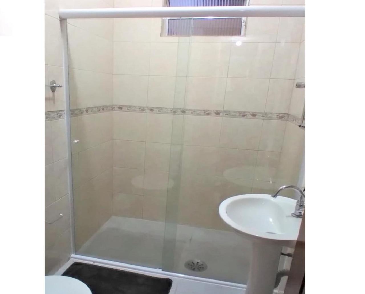Casa a uma quadra da praia Maresias
