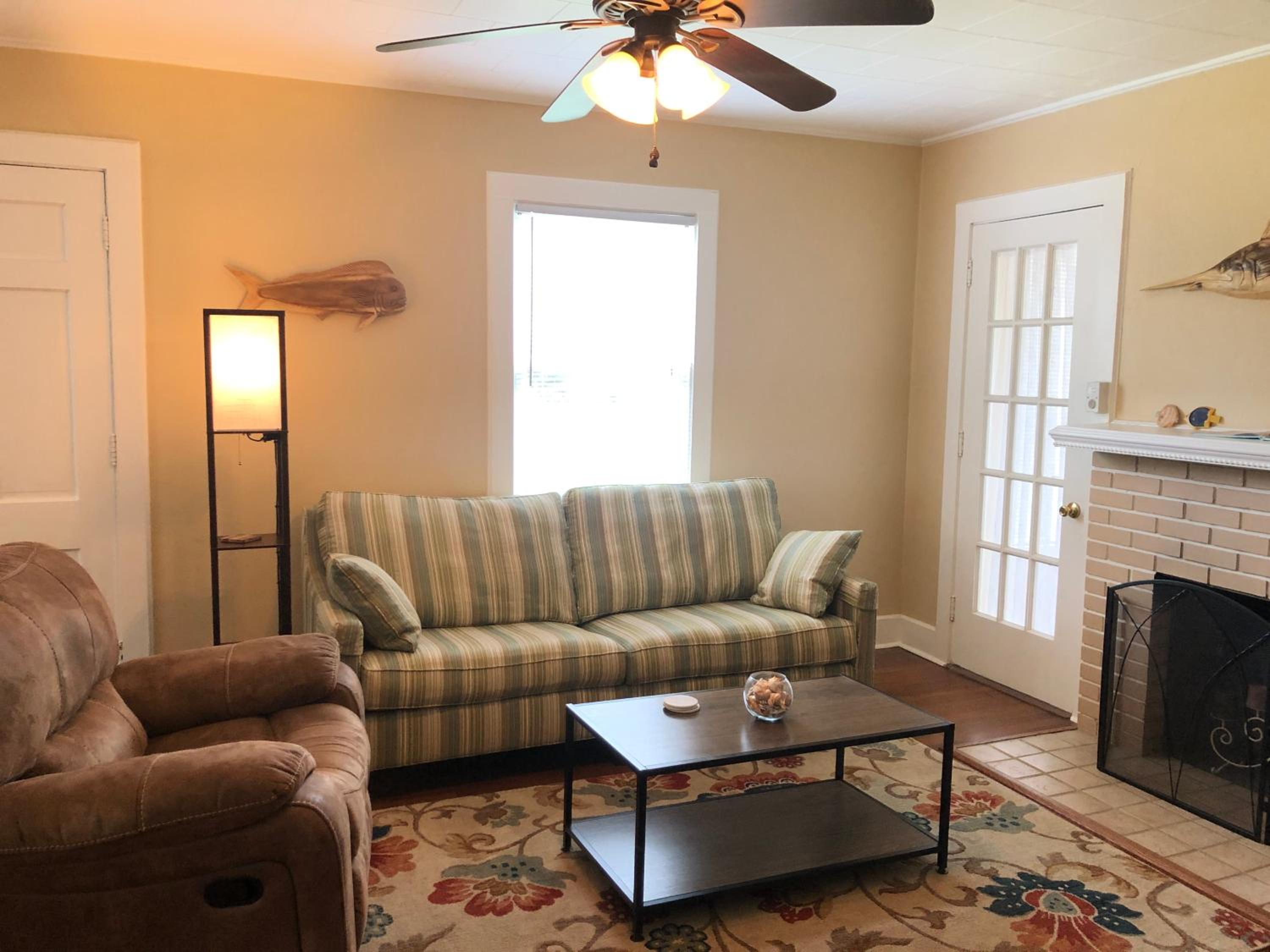 Calypso Pensacola in East Hill Neighborhood ! view 4