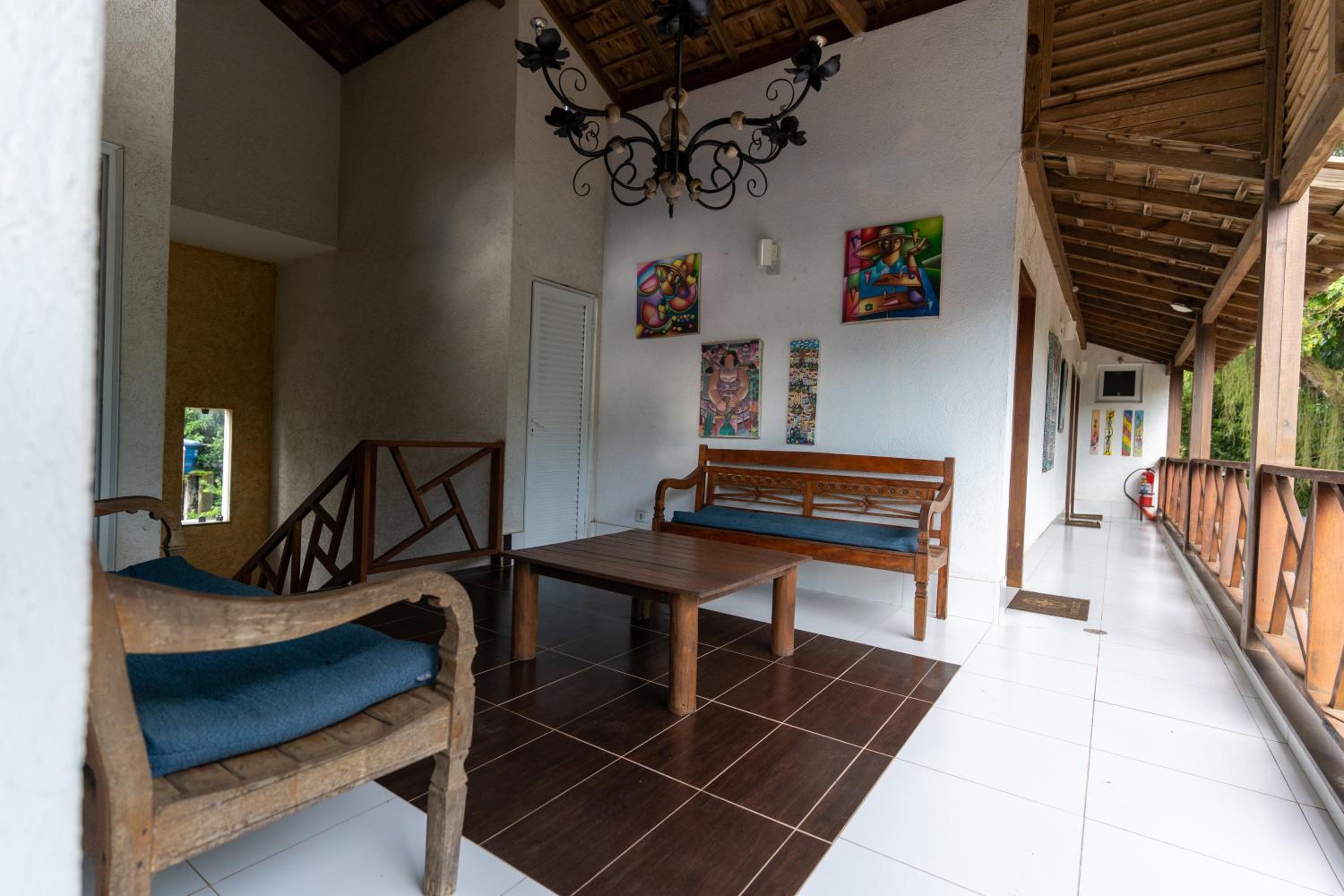 Galeria e Suites Canto do Sol