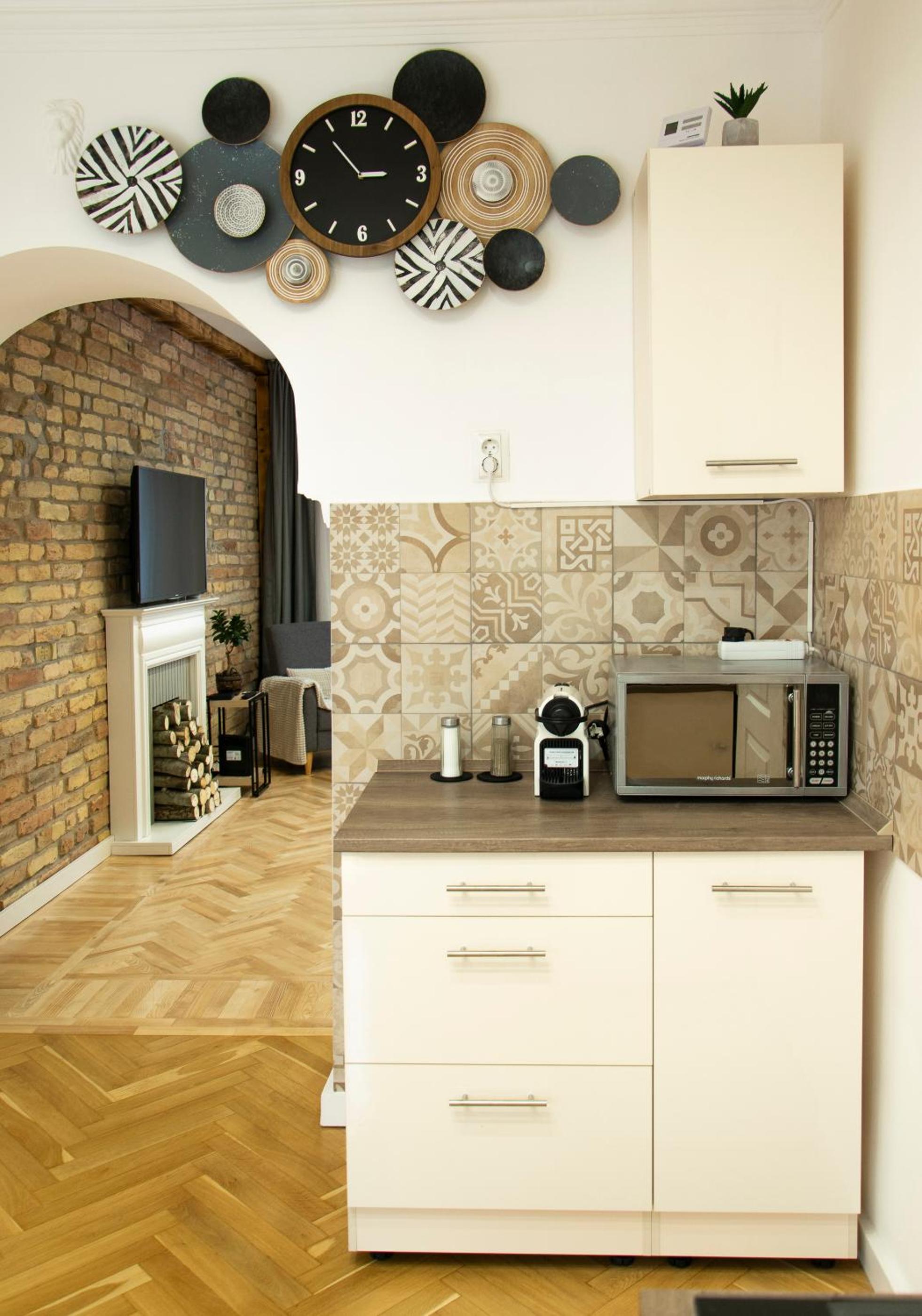 Season One Apartman view 4