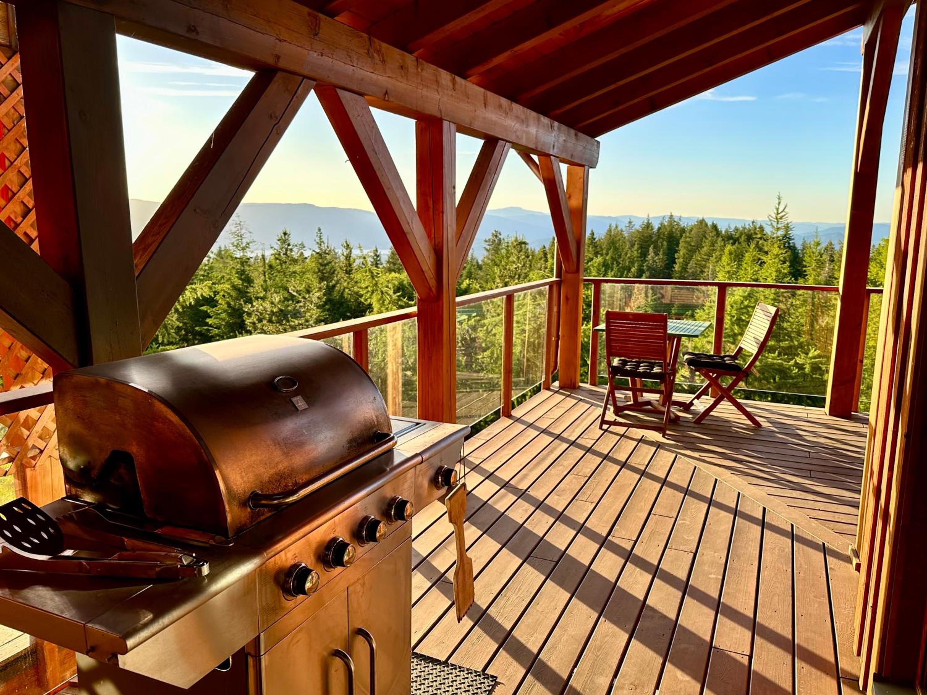 Myra Canyon Guest Ranch