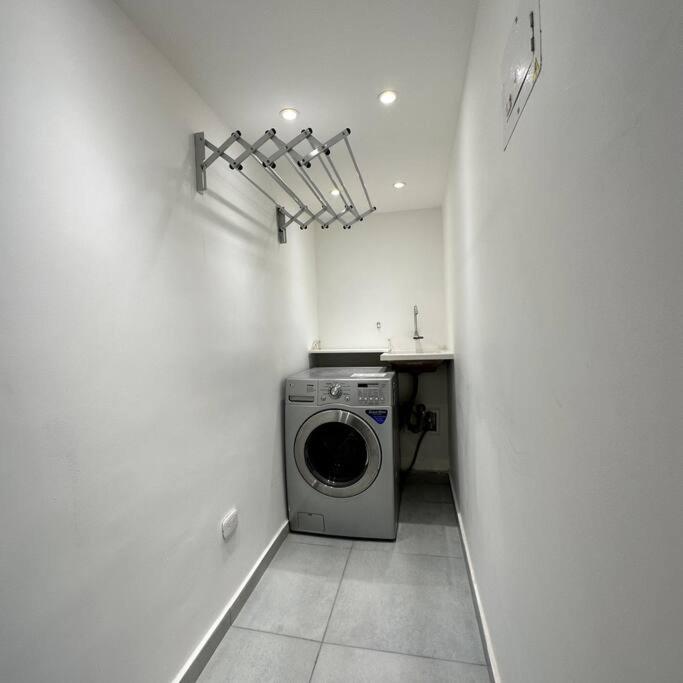 Nuevo Apartamento a 3 minutos del JMC de lujo