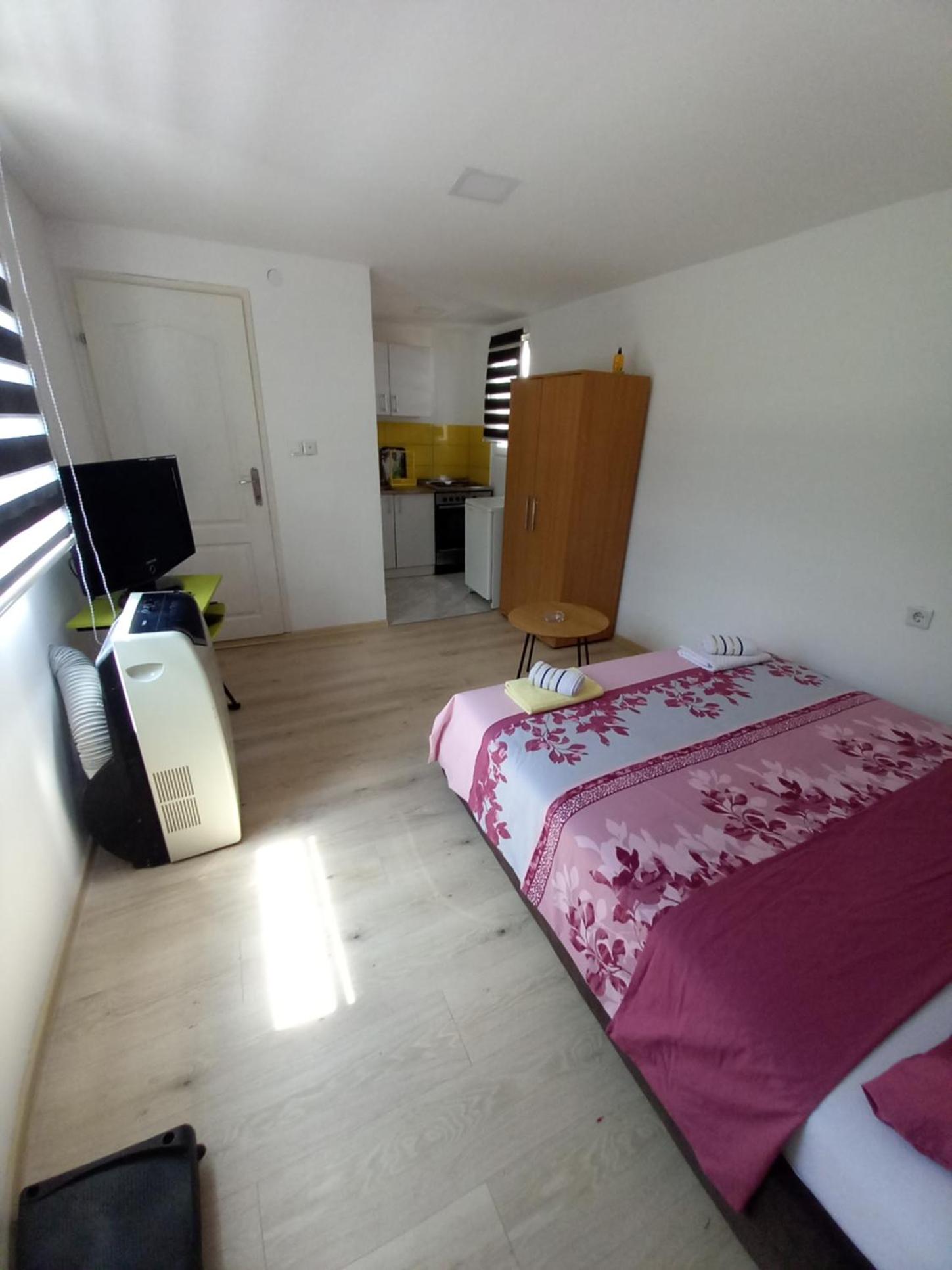 Apartman Deni