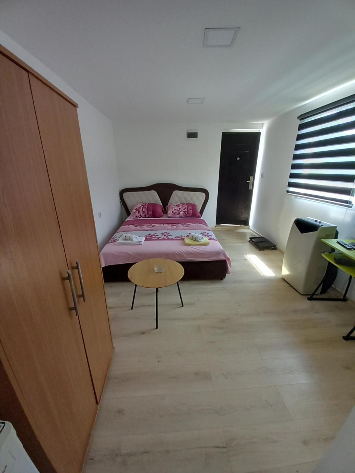 Apartman Deni
