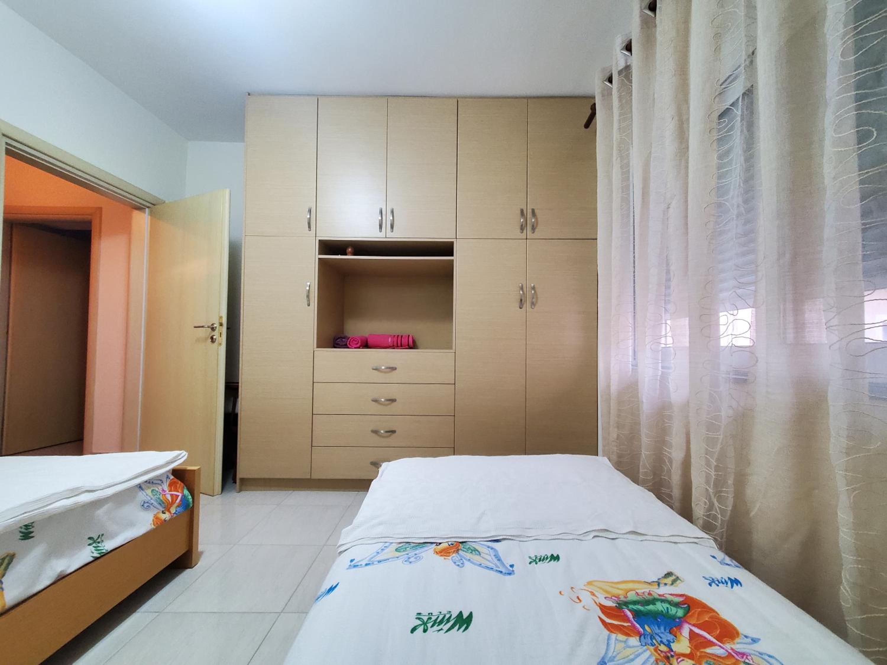 Andra Apartment