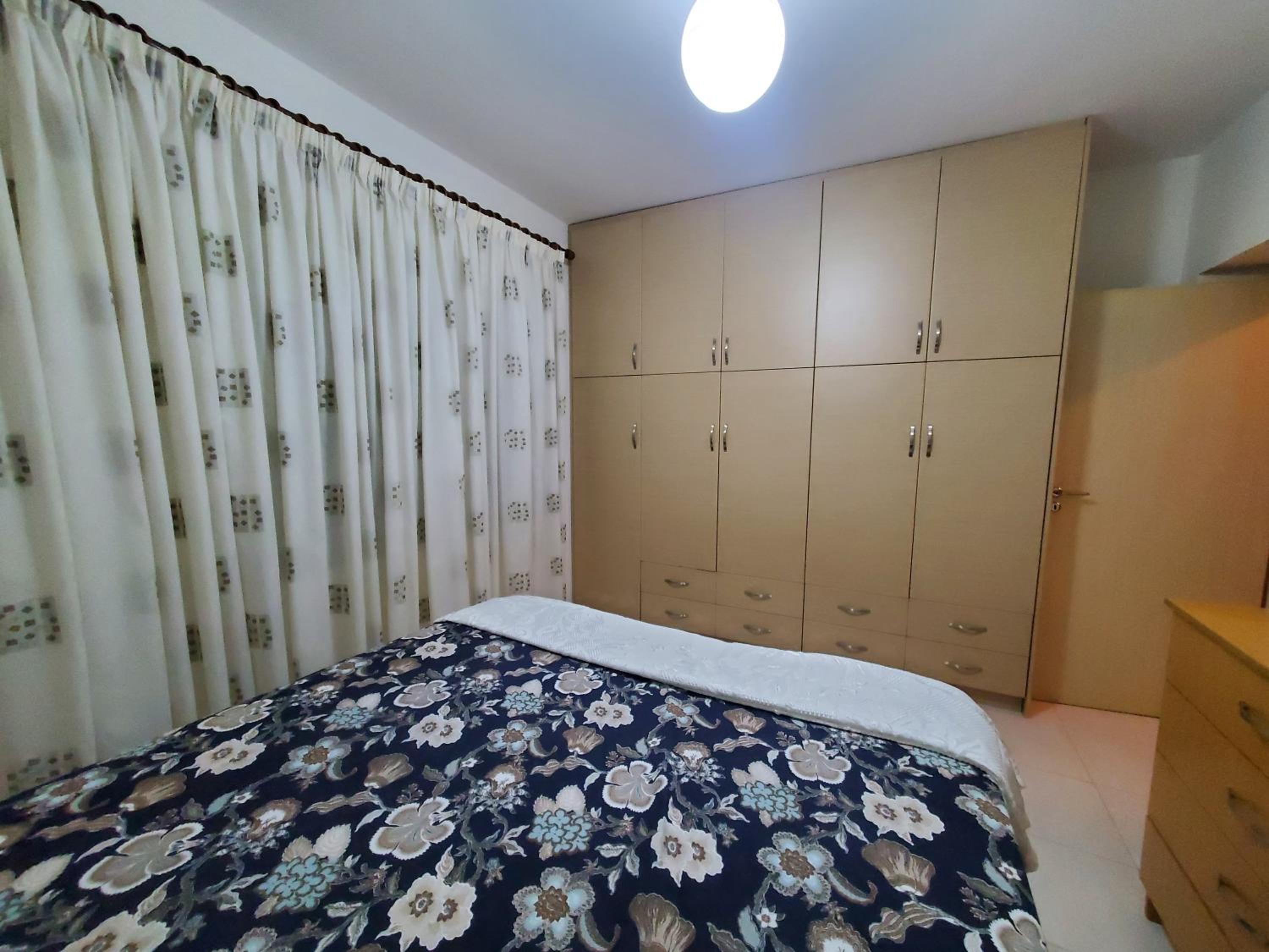 Andra Apartment