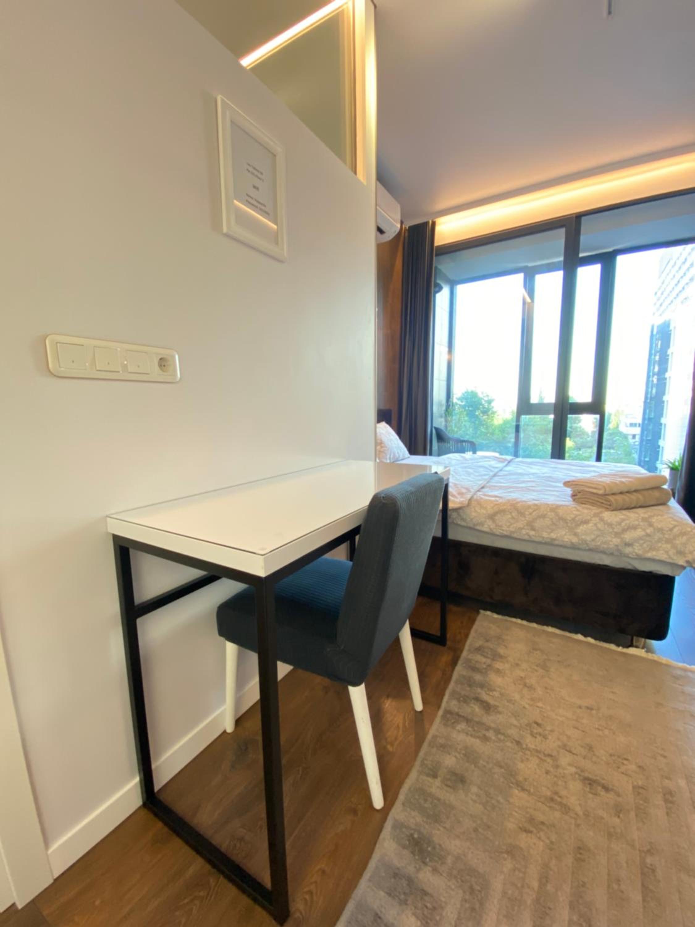 RentNow Ultracentral Lux Apartment view 4