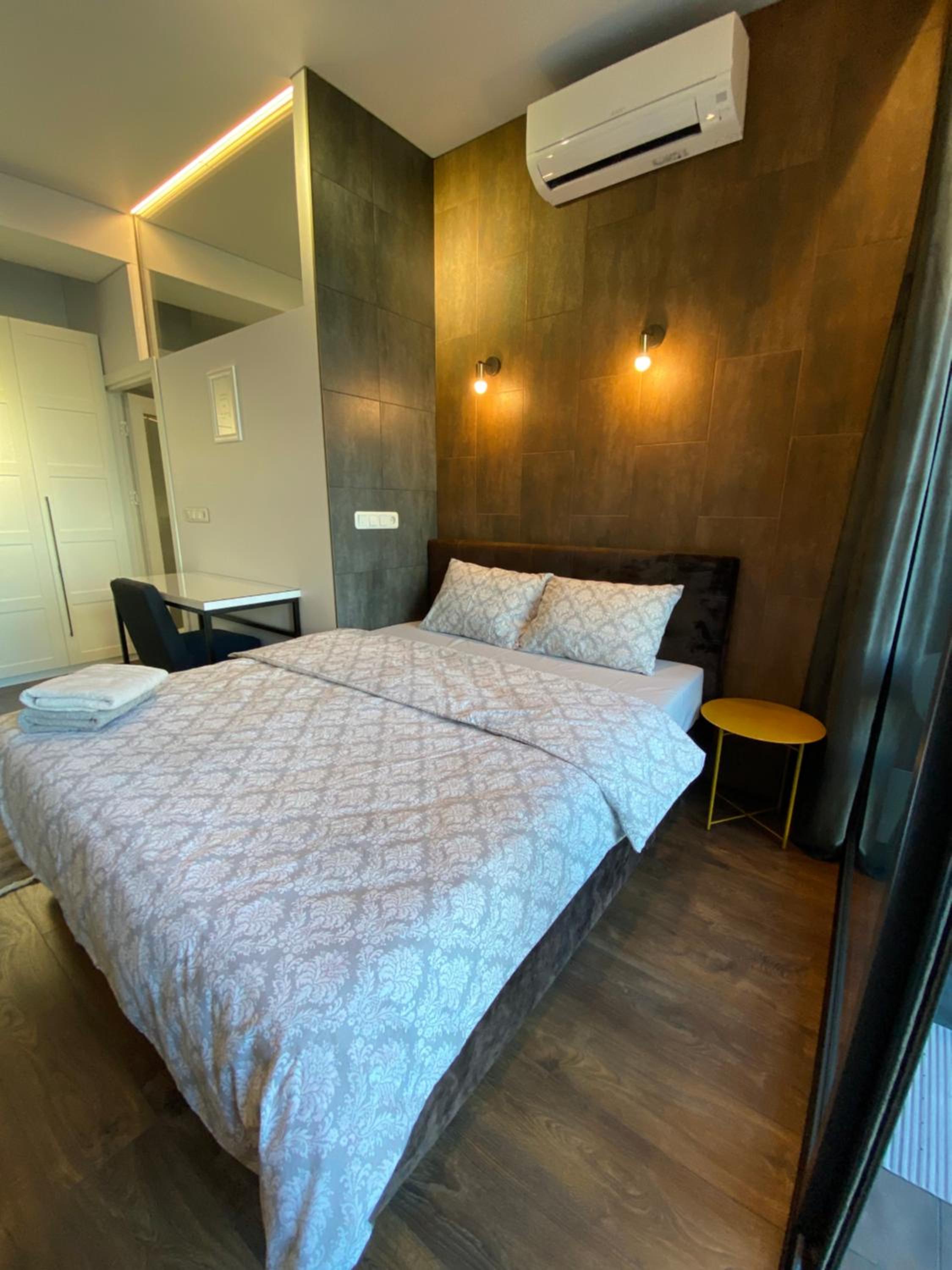 RentNow Ultracentral Lux Apartment view 3