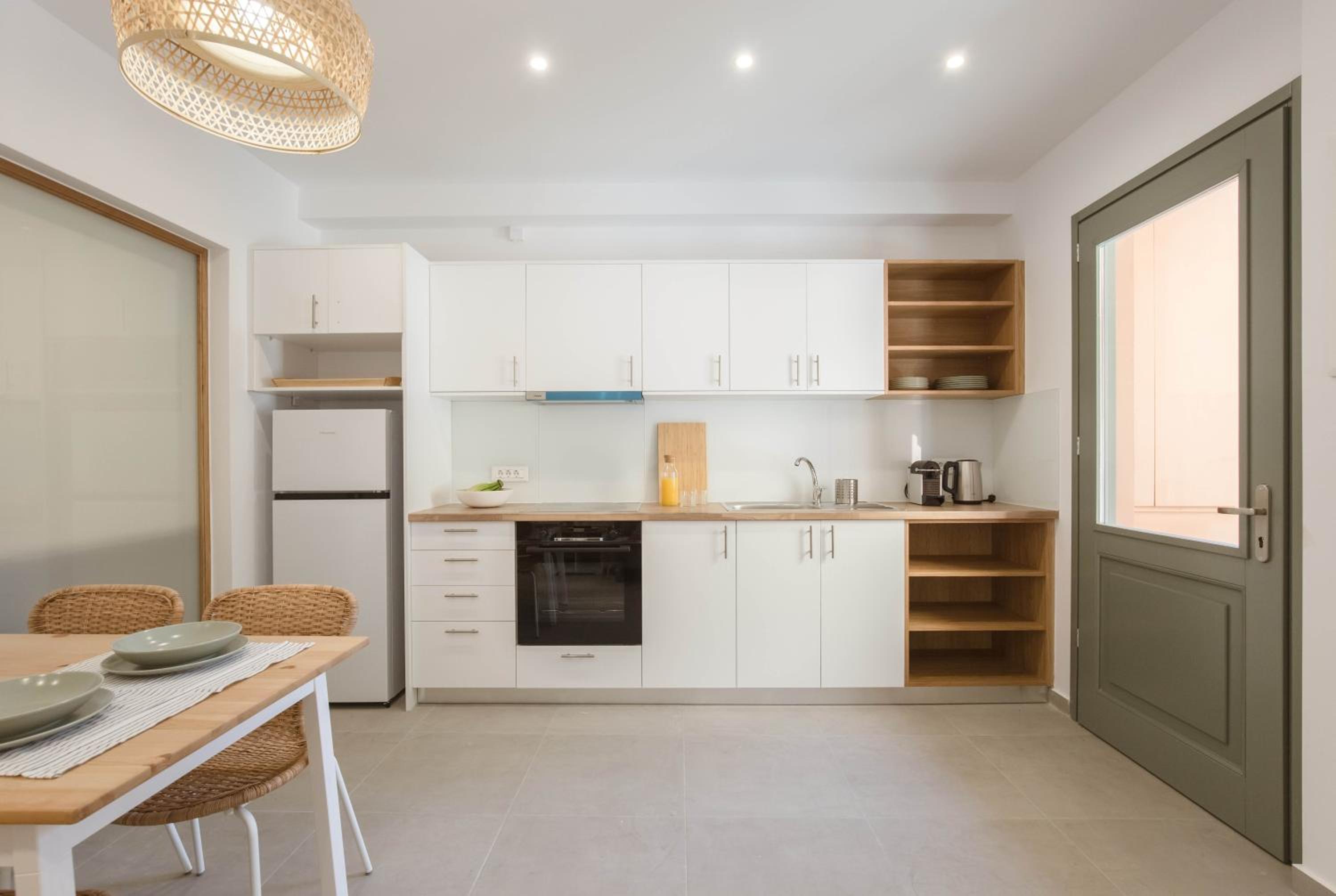Lindas Convent Garden Home 1
