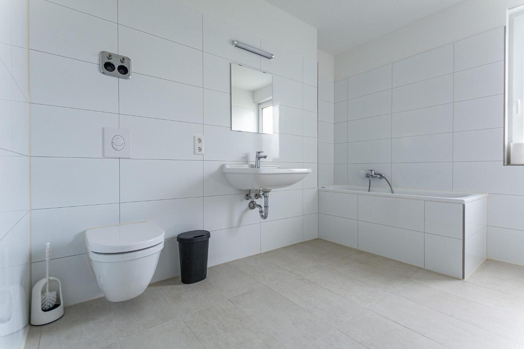 T&K Apartments - Bergisch Gladbach - 4 Comfortable Apartments - 18 min to Fair Messe Cologne