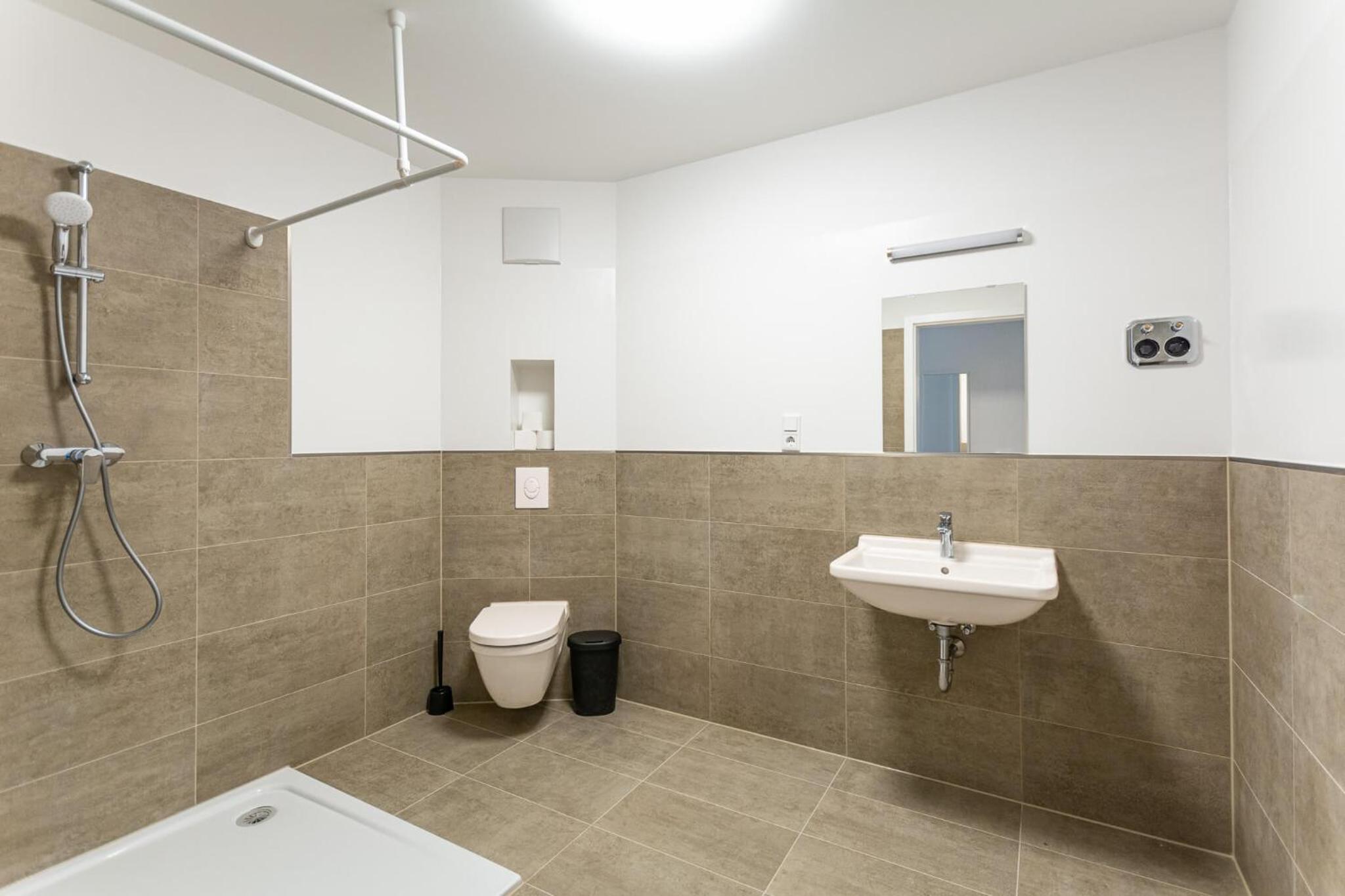 T&K Apartments - Bergisch Gladbach - 4 Comfortable Apartments - 18 min to Fair Messe Cologne