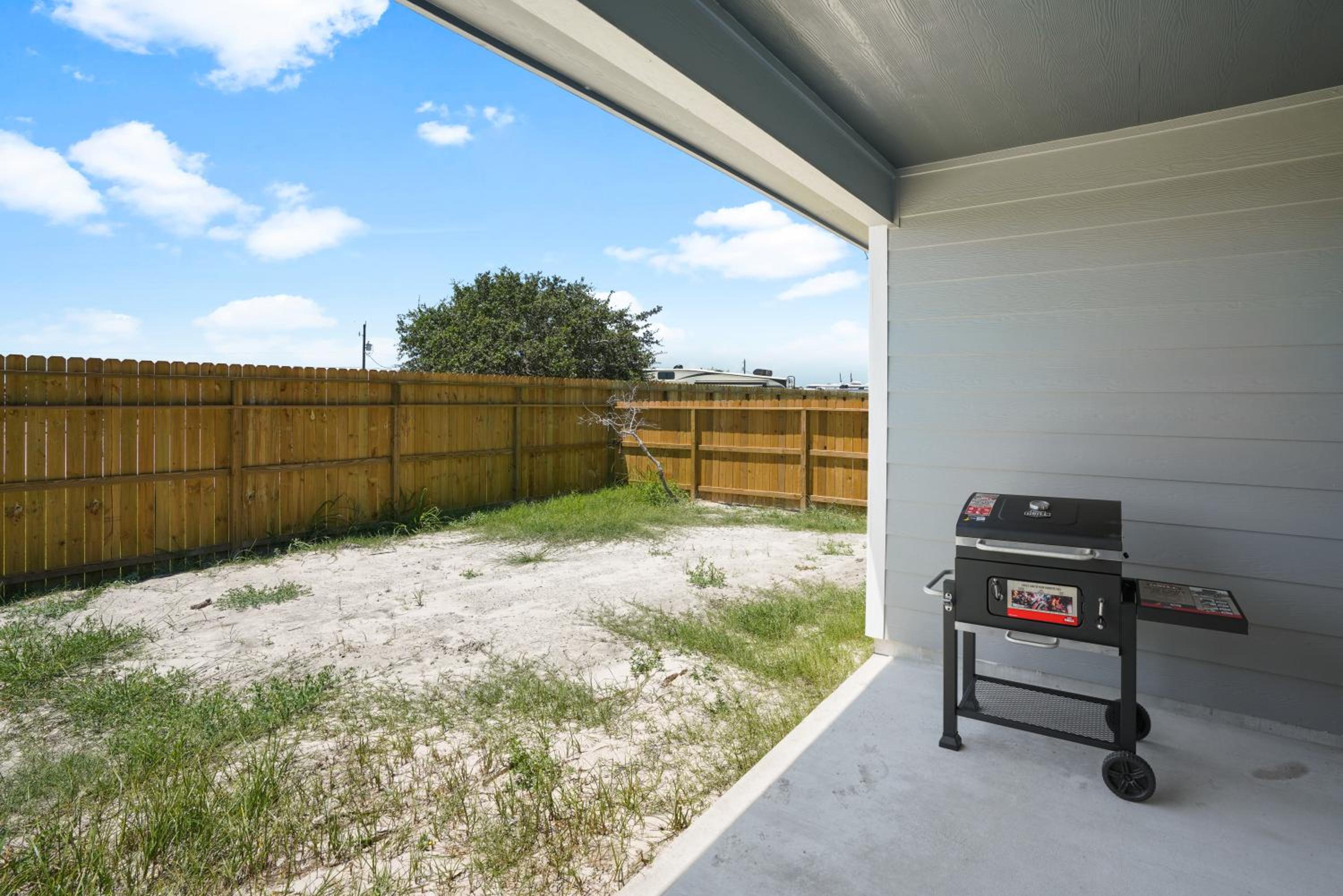 Stunning Retreat: 4B+GameRM, 2K-3QBeds,Pool Table view 5