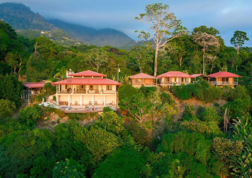Cozy villa with an ocean view #1