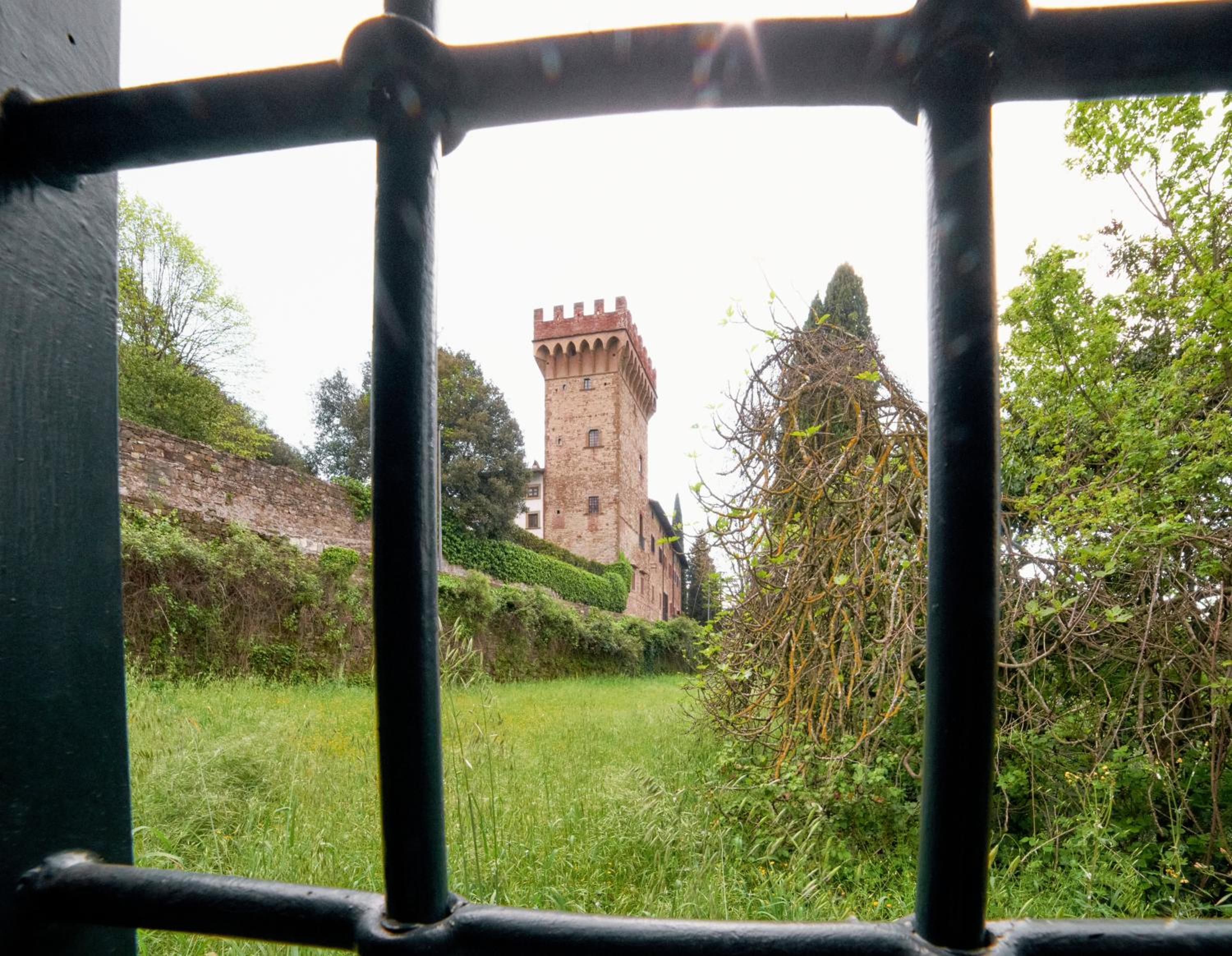 Charming cottage only for you, a hidden gem 10mn walk to historic center, stunning view