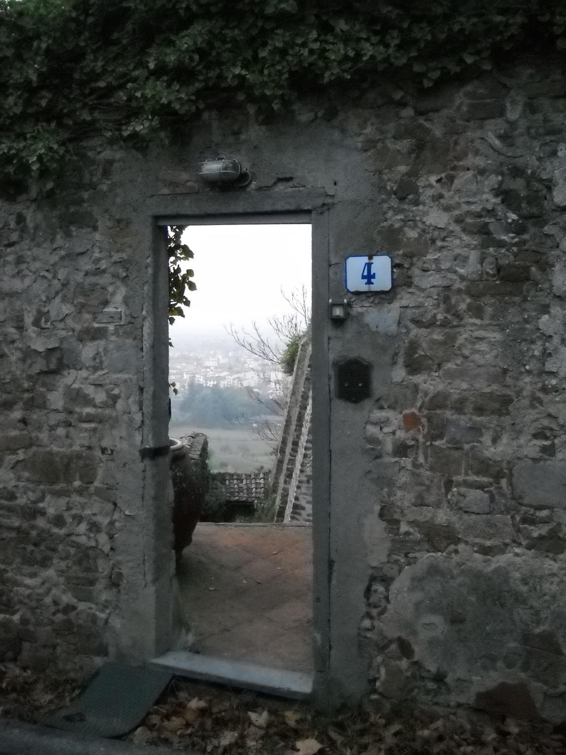 Charming cottage only for you, a hidden gem 10mn walk to historic center, stunning view