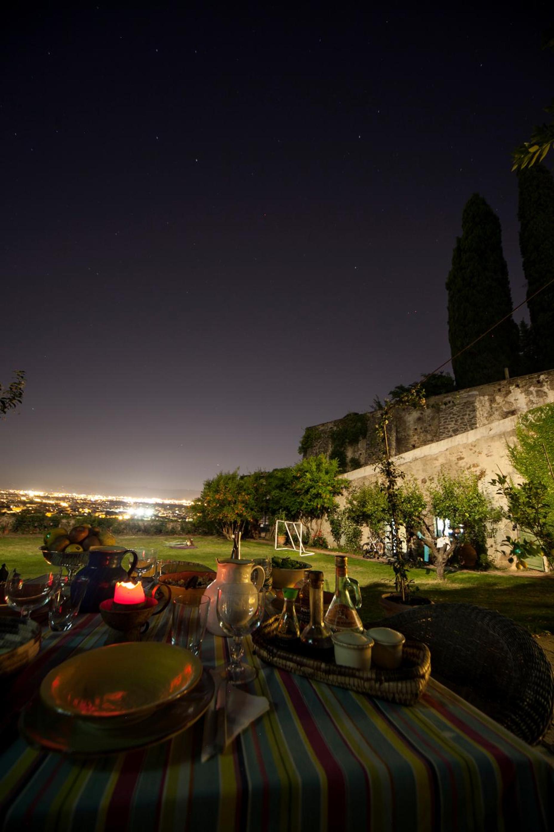 Charming cottage only for you, a hidden gem 10mn walk to historic center, stunning view