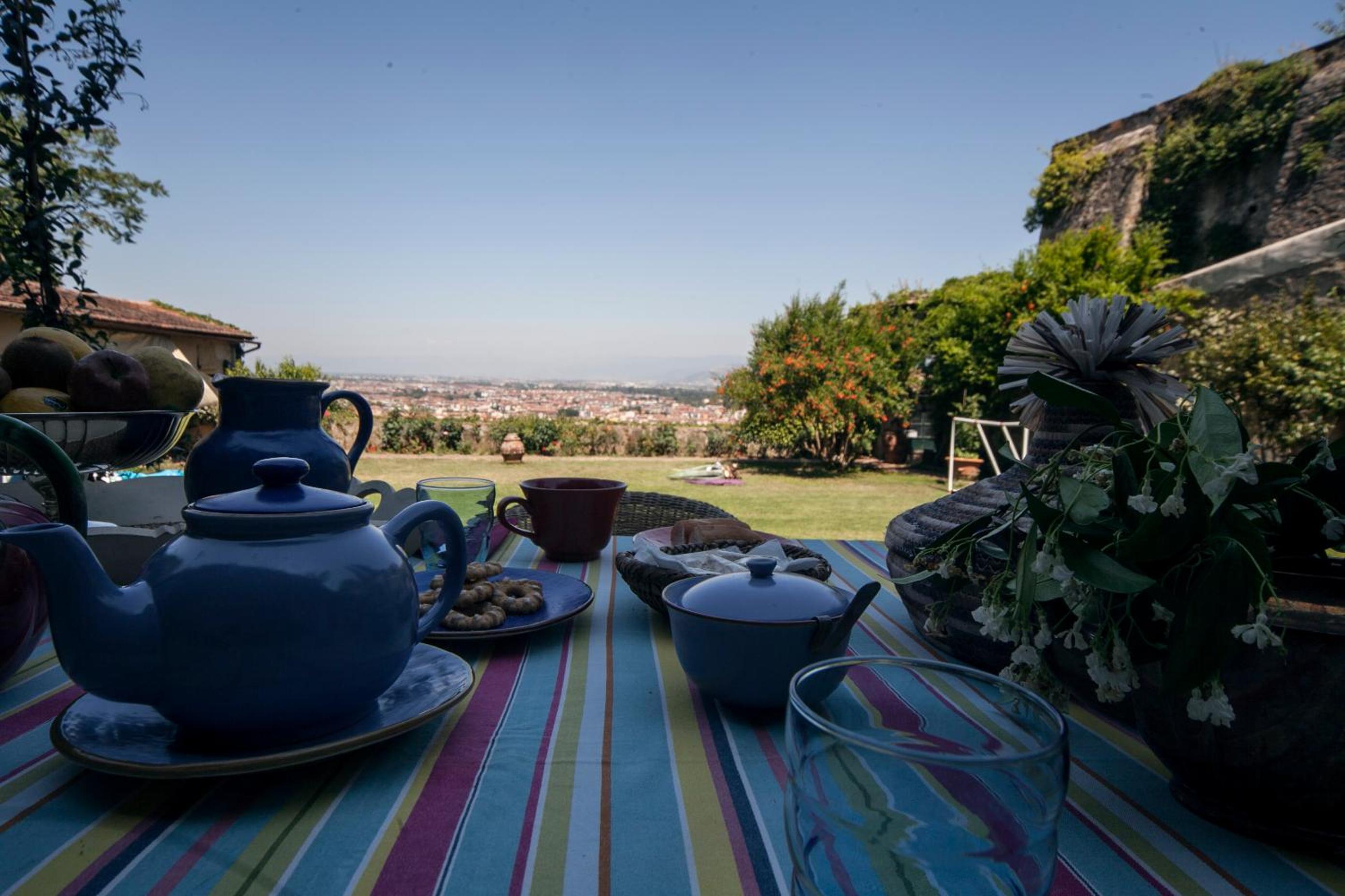 Charming cottage only for you, a hidden gem 10mn walk to historic center, stunning view