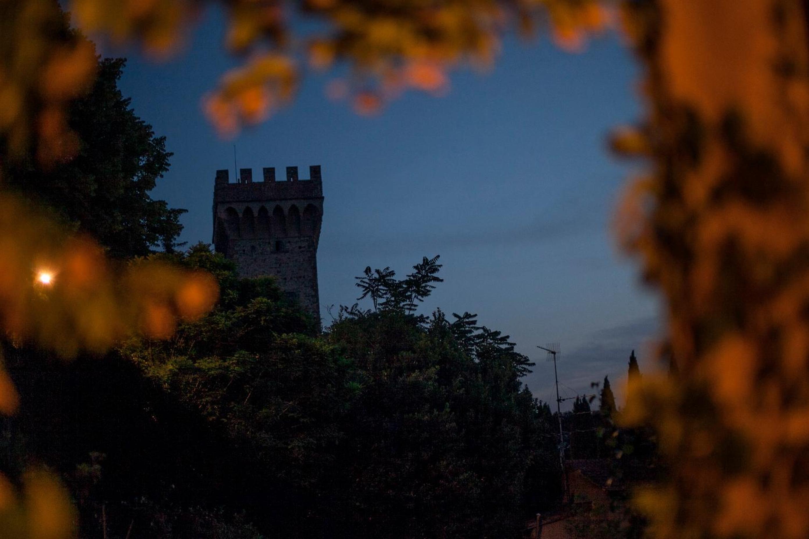 Charming cottage only for you, a hidden gem 10mn walk to historic center, stunning view