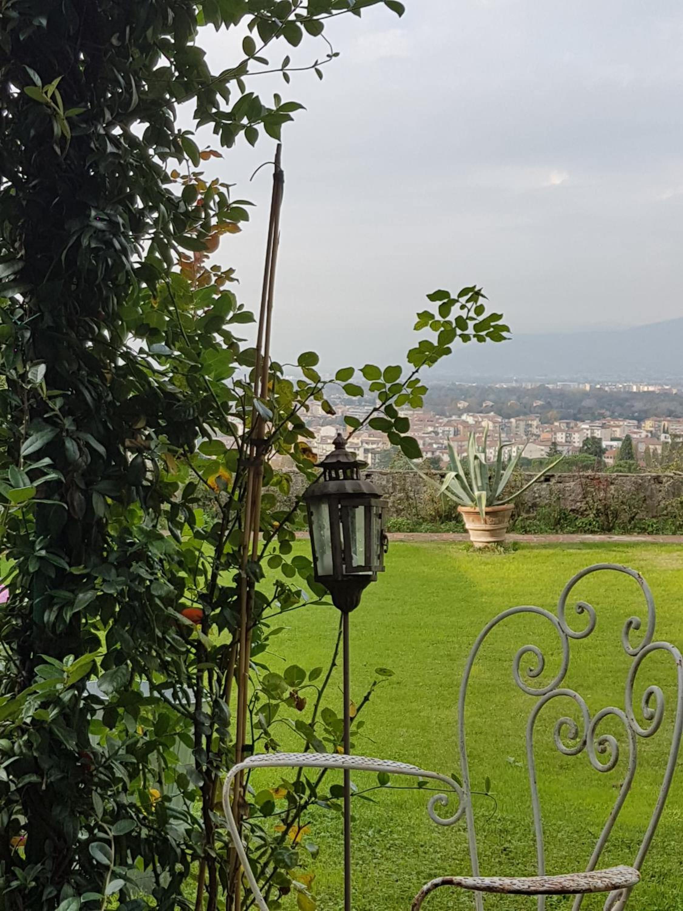 Charming cottage only for you, a hidden gem 10mn walk to historic center, stunning view