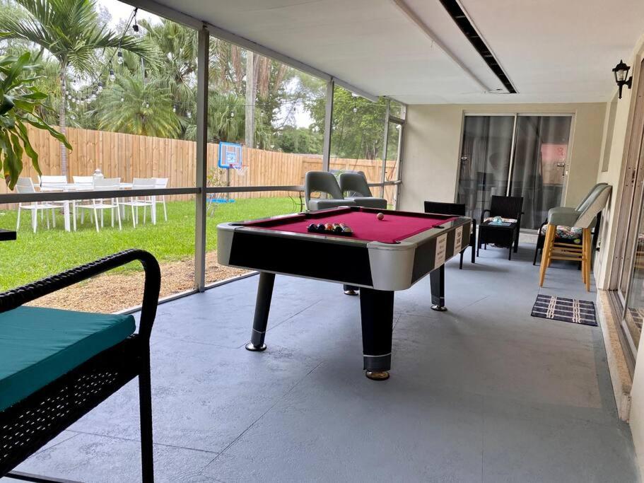 Heart of Miami Luxury Home 4BR Pool 5 Min Beach