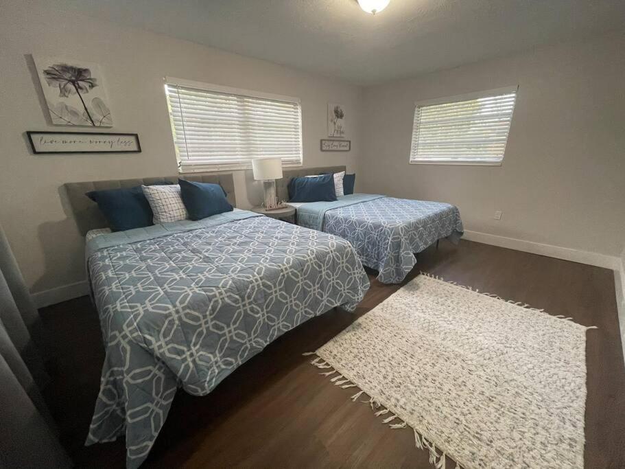 Heart of Miami Luxury Home 4BR Pool 5 Min Beach