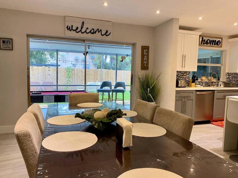 Heart of Miami Luxury Home 4BR Pool 5 Min Beach