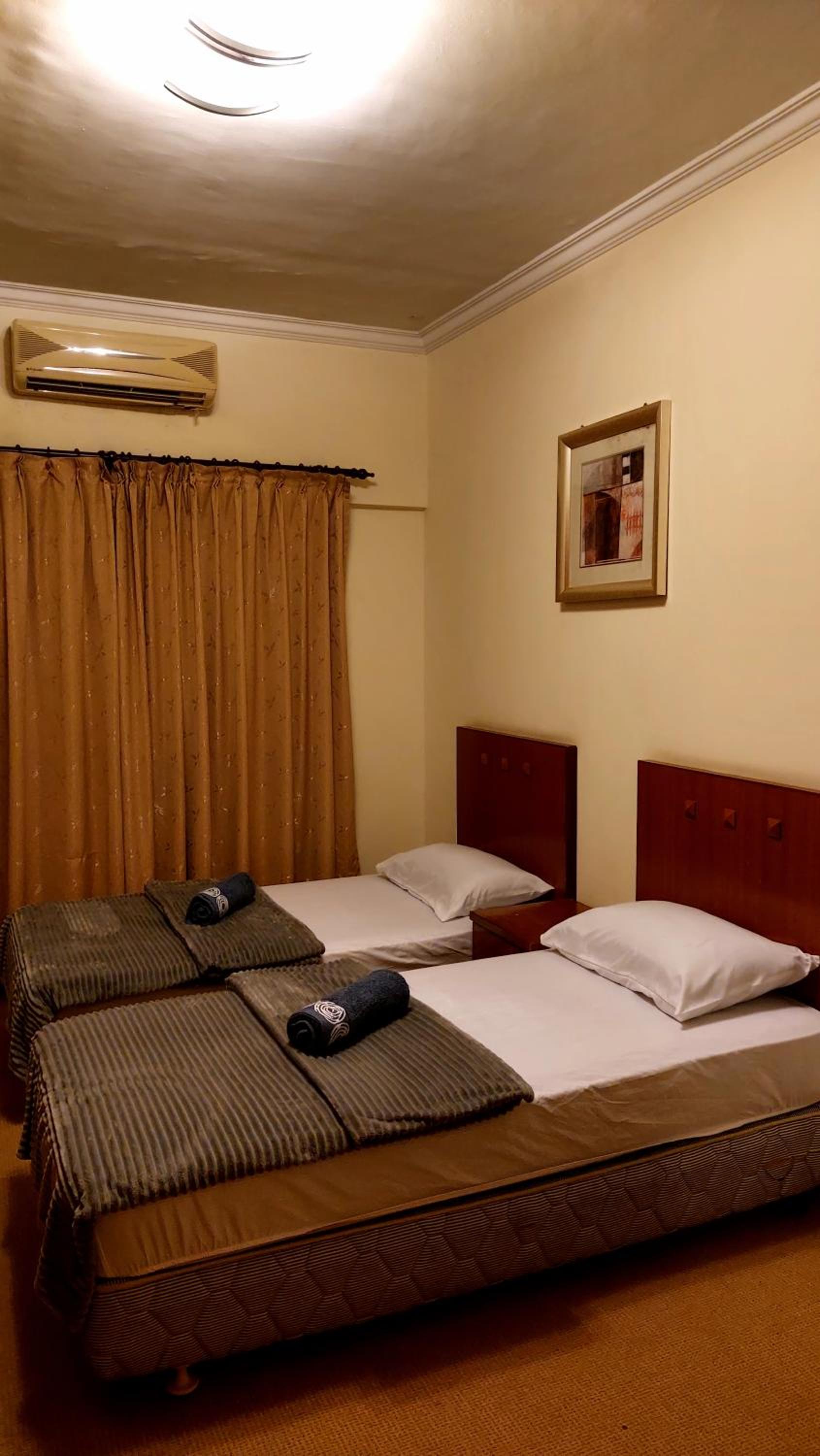 Marina Court Stay In Borneo 01 photo 2