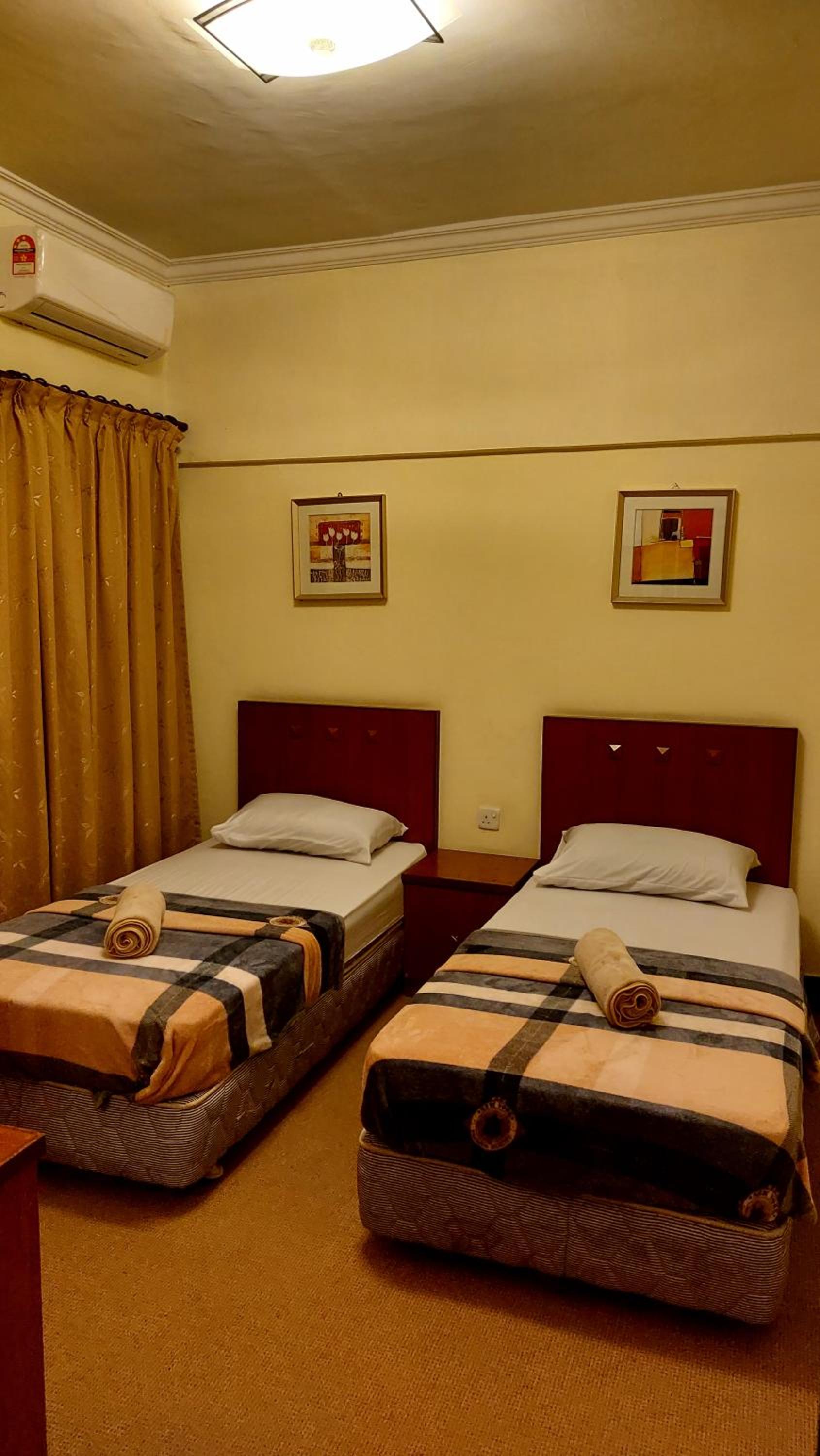Marina Court Stay In Borneo 01 photo 4