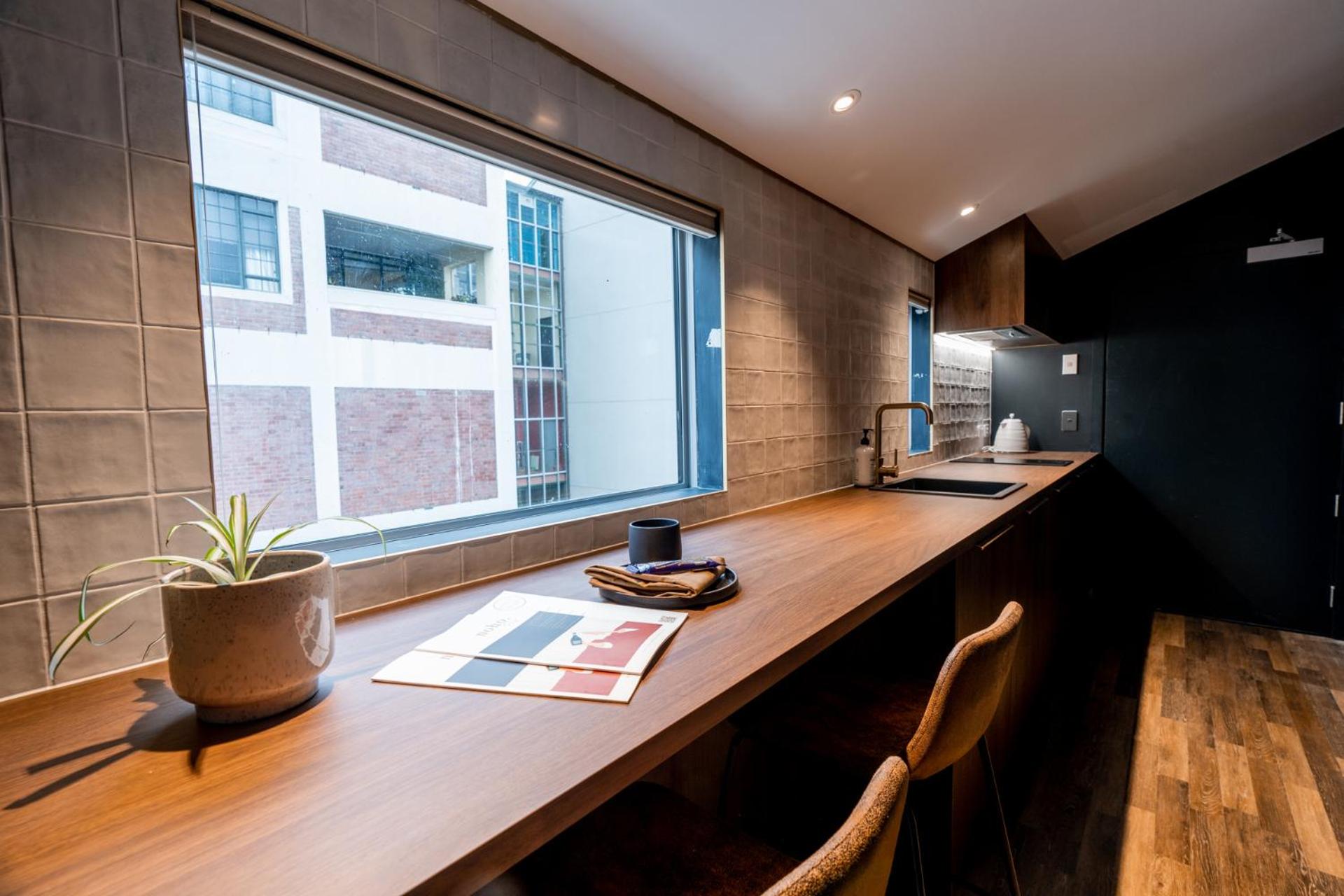 Wellington Vacations - The Cobbler Hotel - Property Image 3