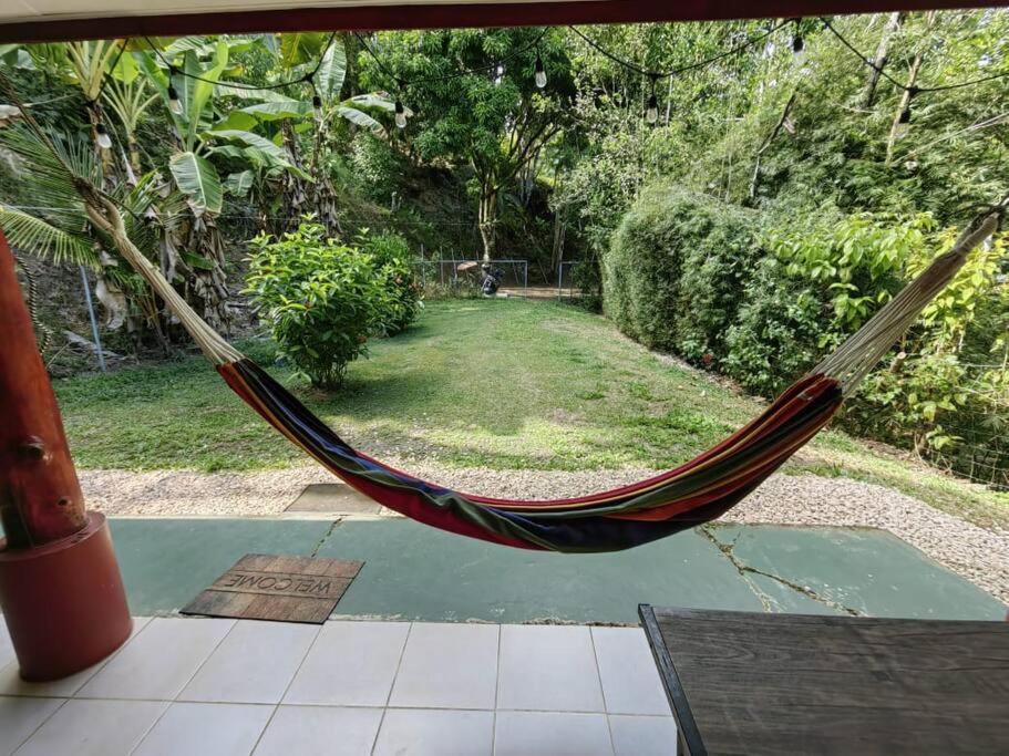 Beautiful Cozy House Nice garden-near to the beach